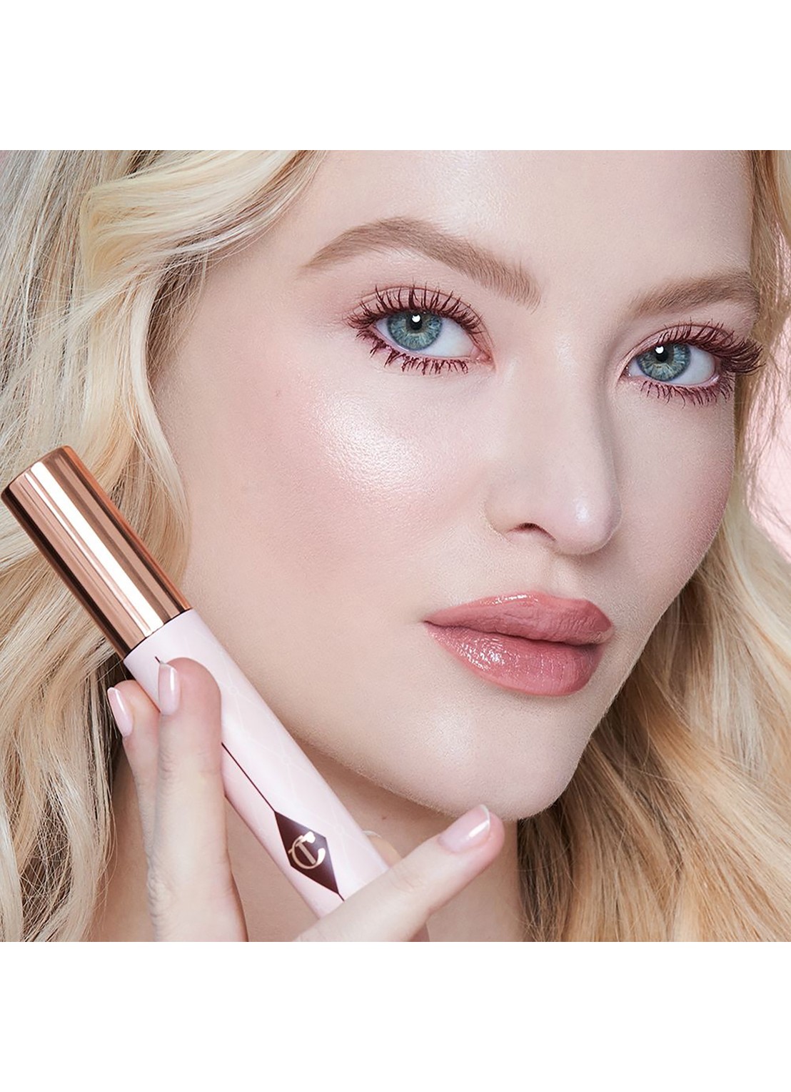 Charlotte Tilbury Pillow Talk Push Up Lashes Mascara  - detail 3 dream pop