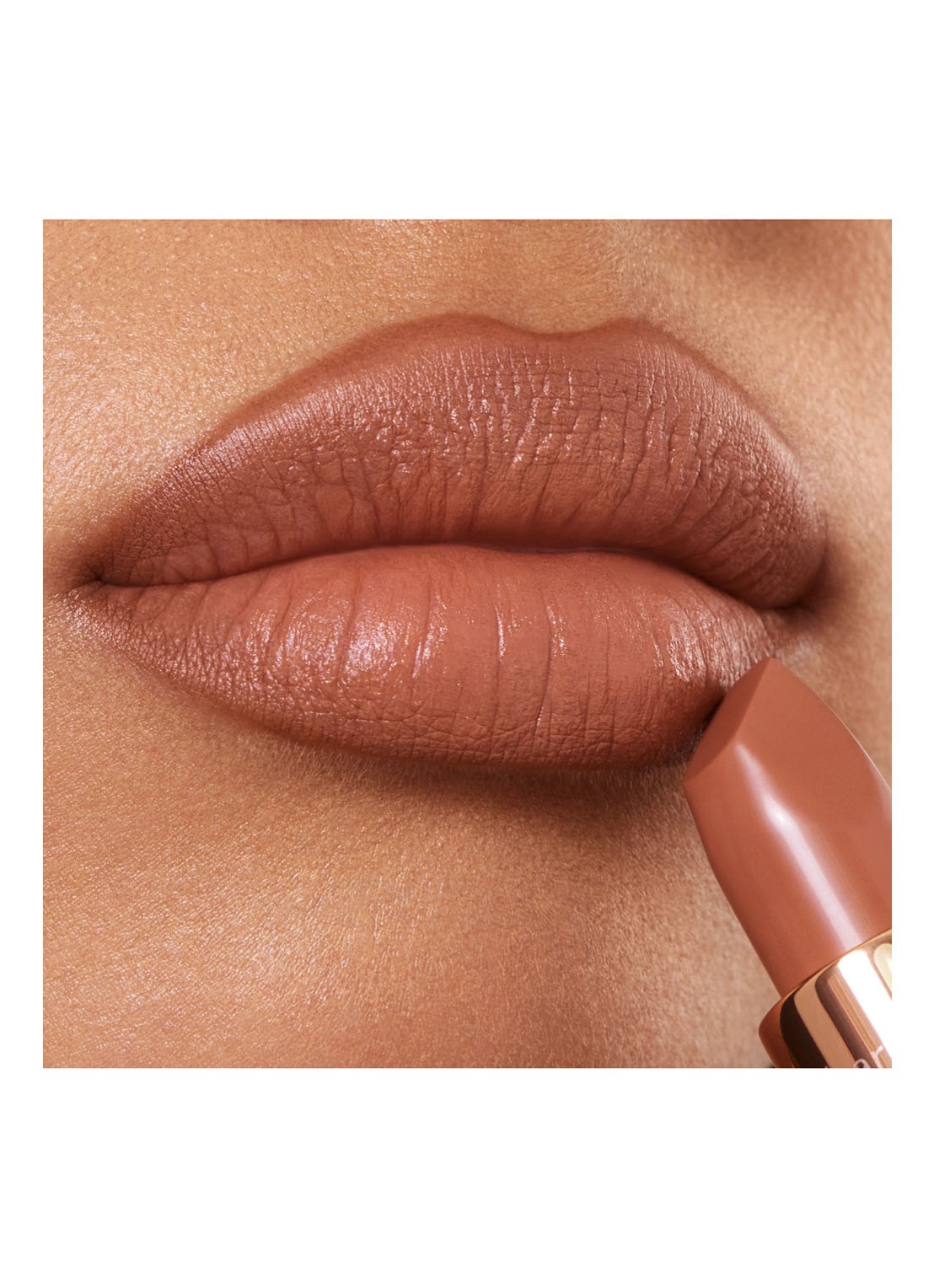 Charlotte Tilbury Super Nudes Lipstick - detail 5 catwalking