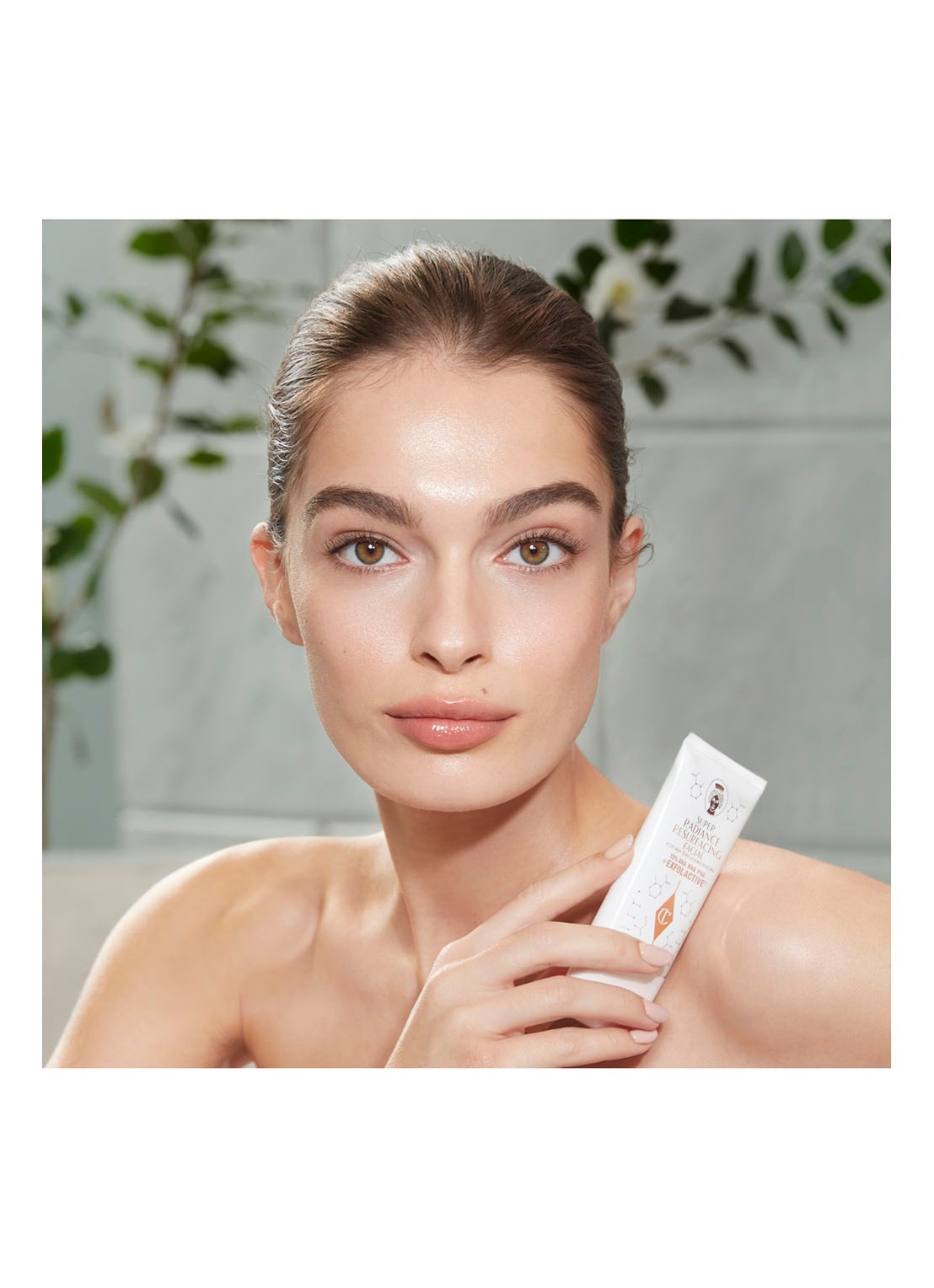 Charlotte Tilbury Super Radiance Resurfacing Facial - exfoliërende & egaliserende gezichtsbehandeling - detail 4 undefined