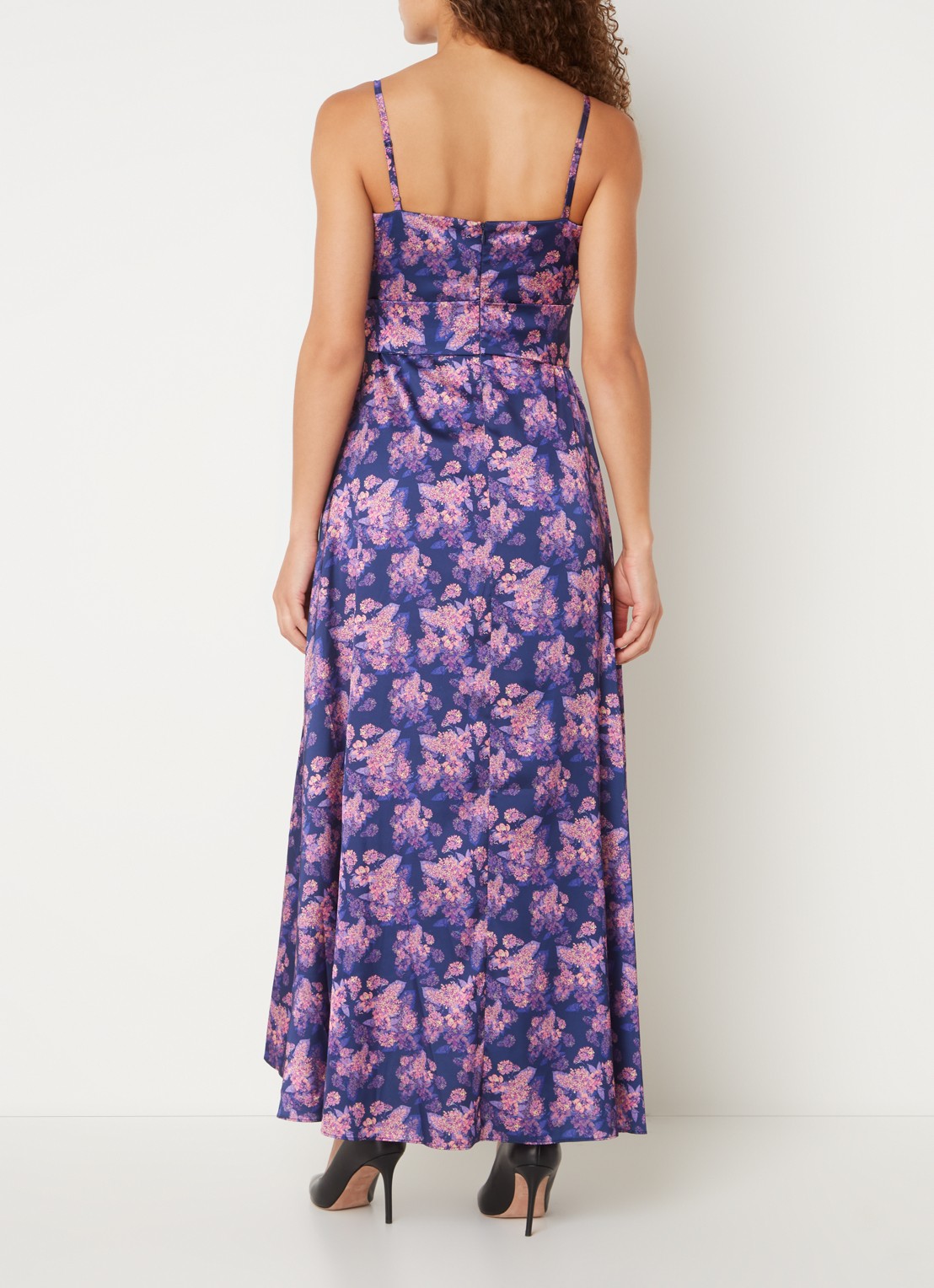 Chi Chi London Maxi jurk met bloemenprint en asymmetrische zoom - achterkant 3 donkerblauw