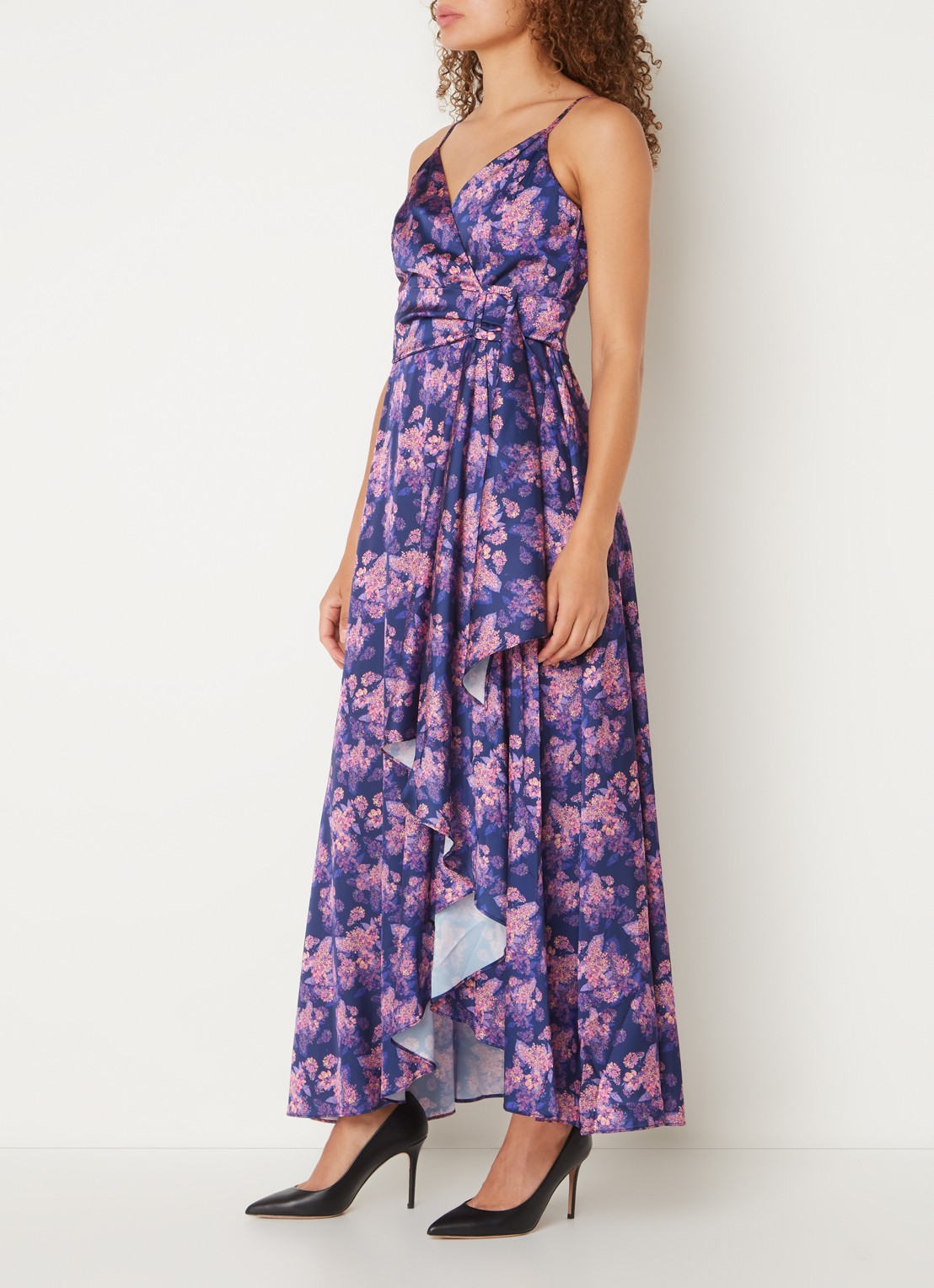 Chi Chi London Maxi jurk met bloemenprint en asymmetrische zoom - voorkant 5 donkerblauw