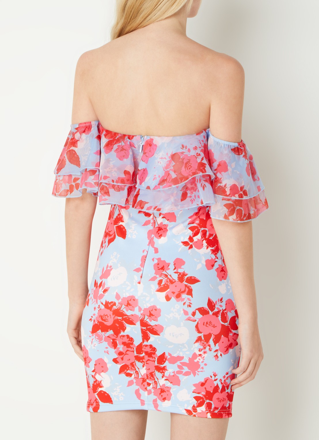 Chi Chi London Mini jurk met volant en bloemenprint - achterkant 4 lichtblauw
