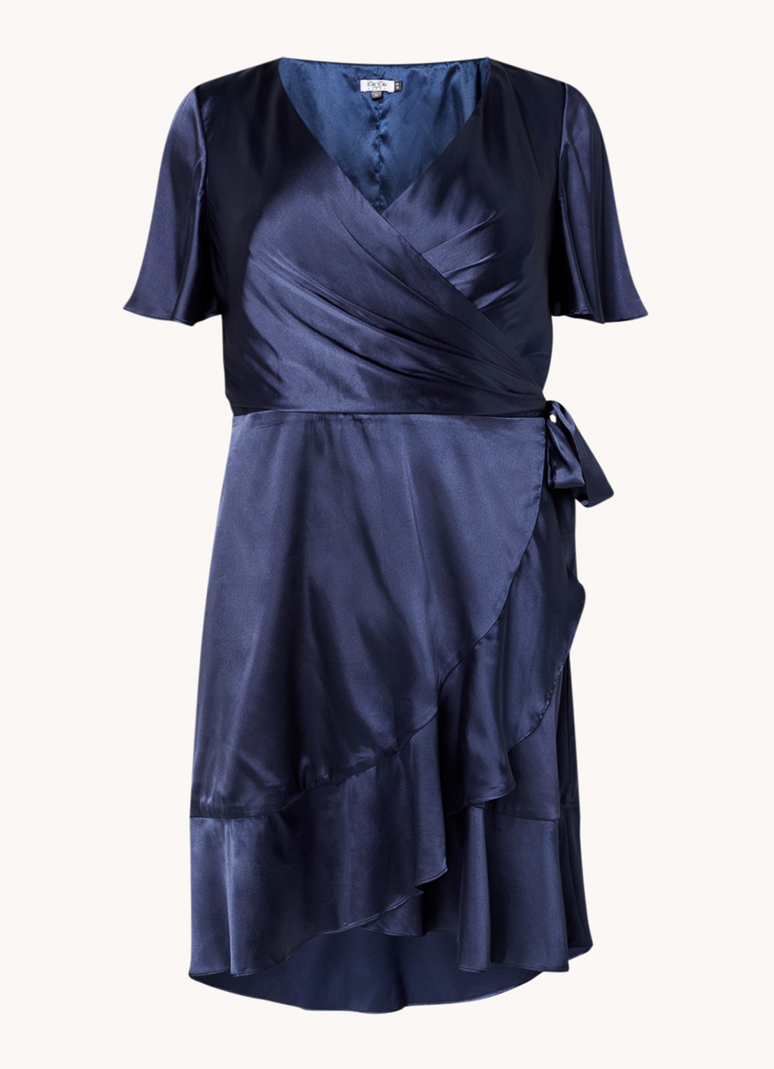 Chi Chi London Mini wikkeljurk van satijn met strikceintuur en volant - voorkant donkerblauw
