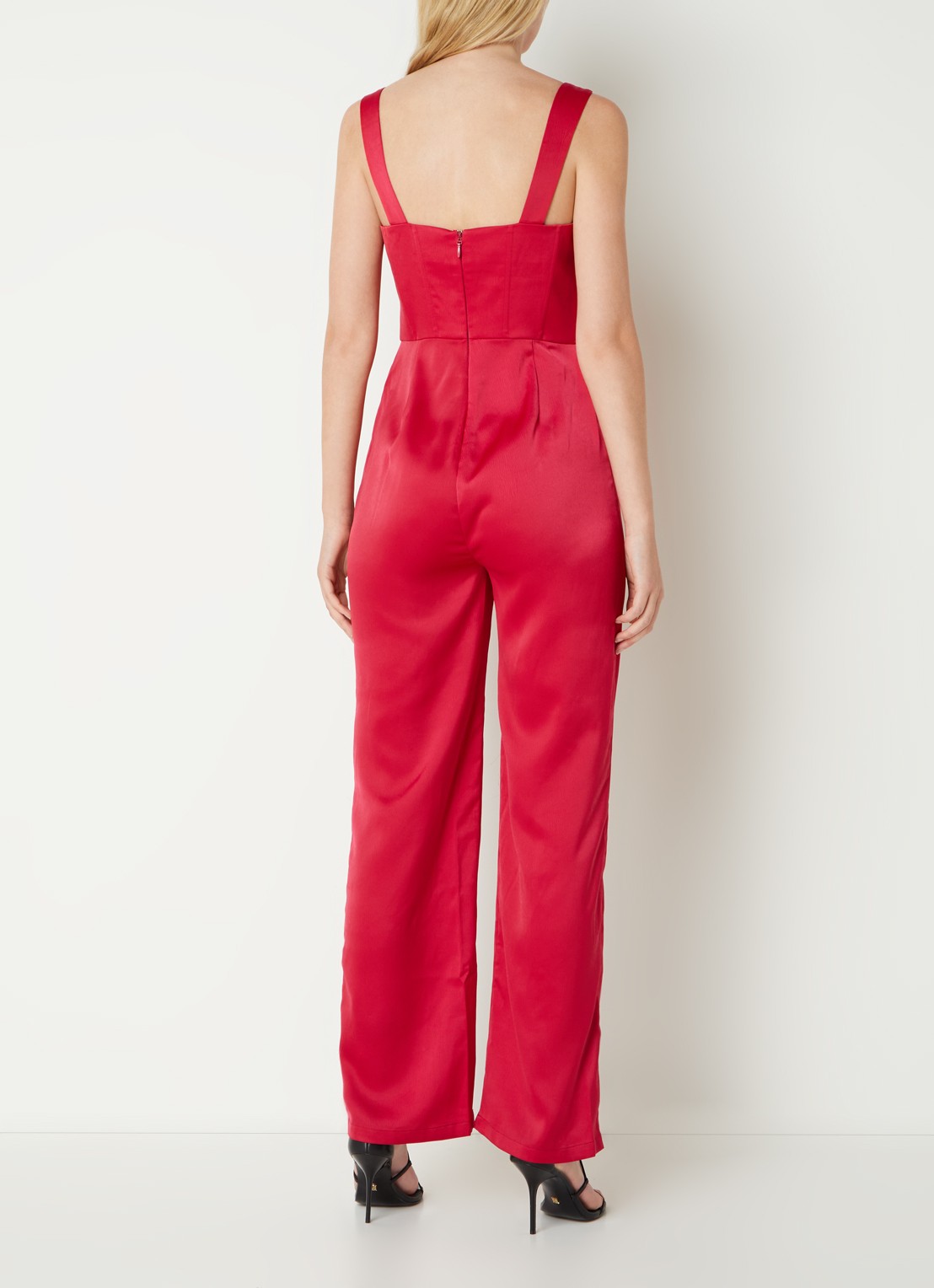 Chi Chi London Straight fit jumpsuit met plooidetail  - achterkant donkerroze