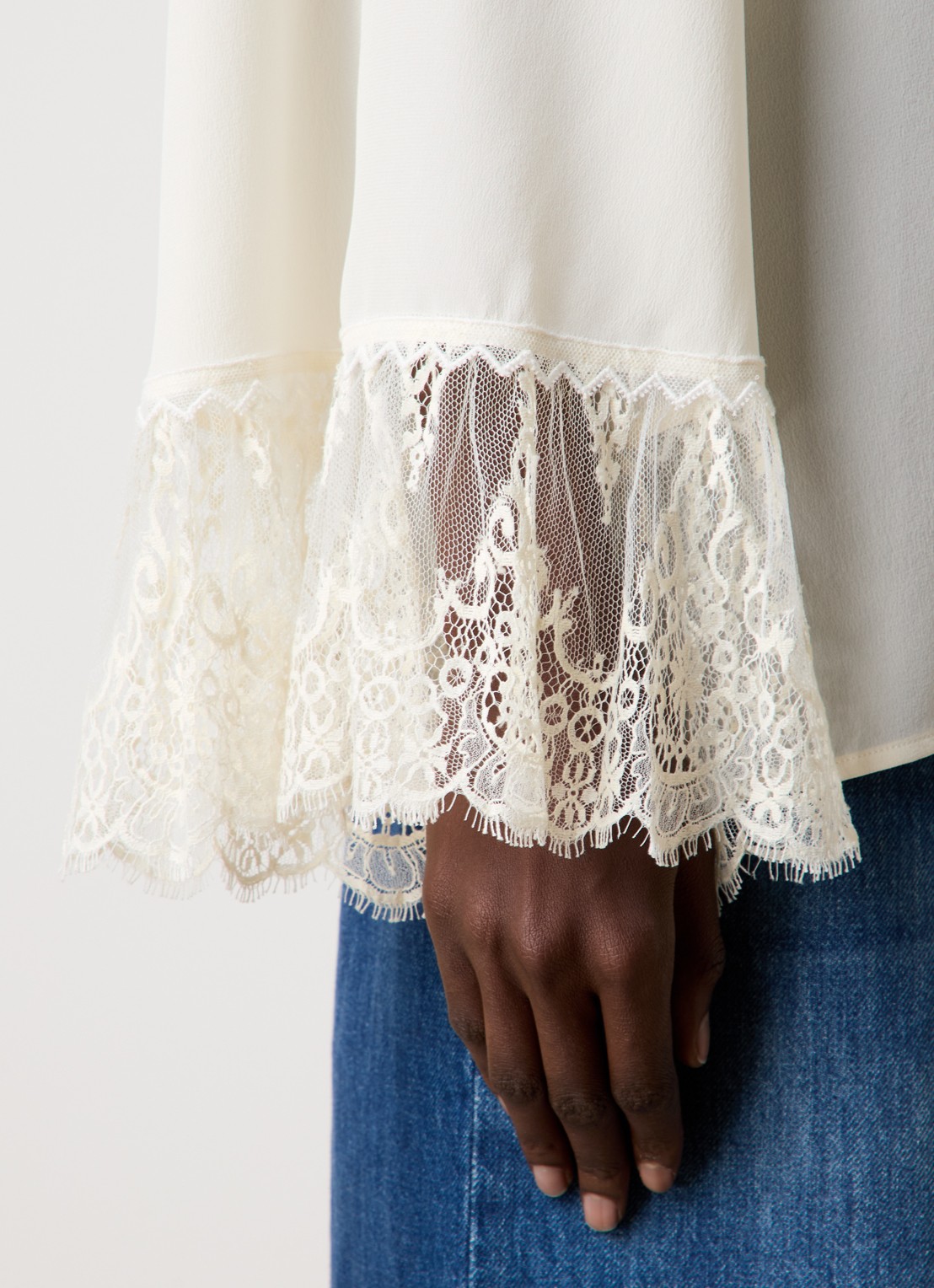 Chloé Blouse van zijde met details van kant - detail 5 creme