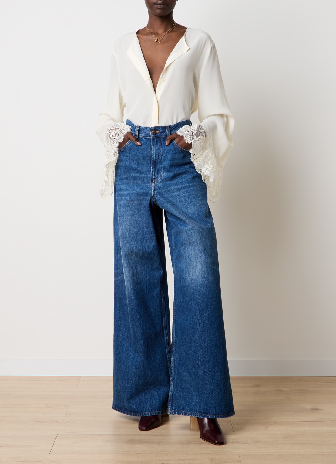 Chloé Blouse van zijde met details van kant - voorkant 2 creme