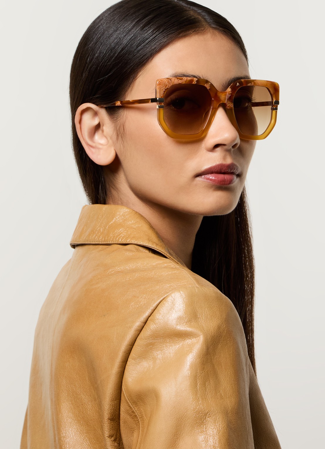 Chloé Butterfly zonnebril CH0240S - voorkant 2 mosterd