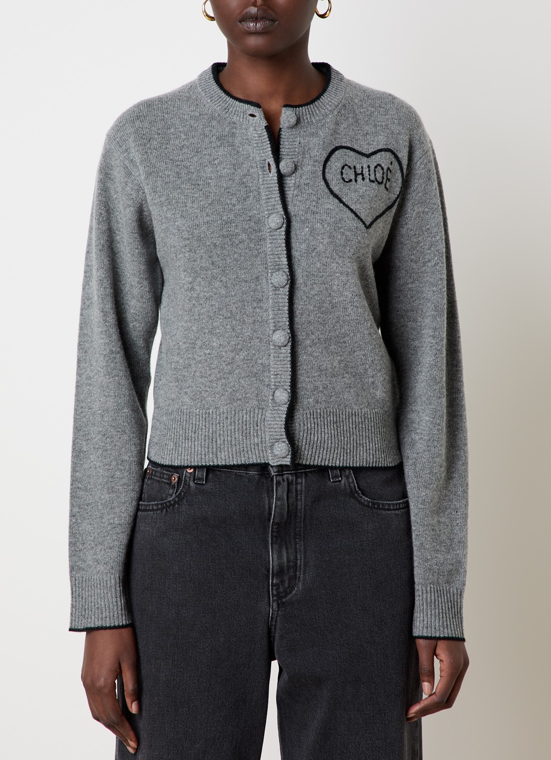 Chloé Fijngebreid vest in kasjmierblend met logoborduring - detail 4 donkergrijs