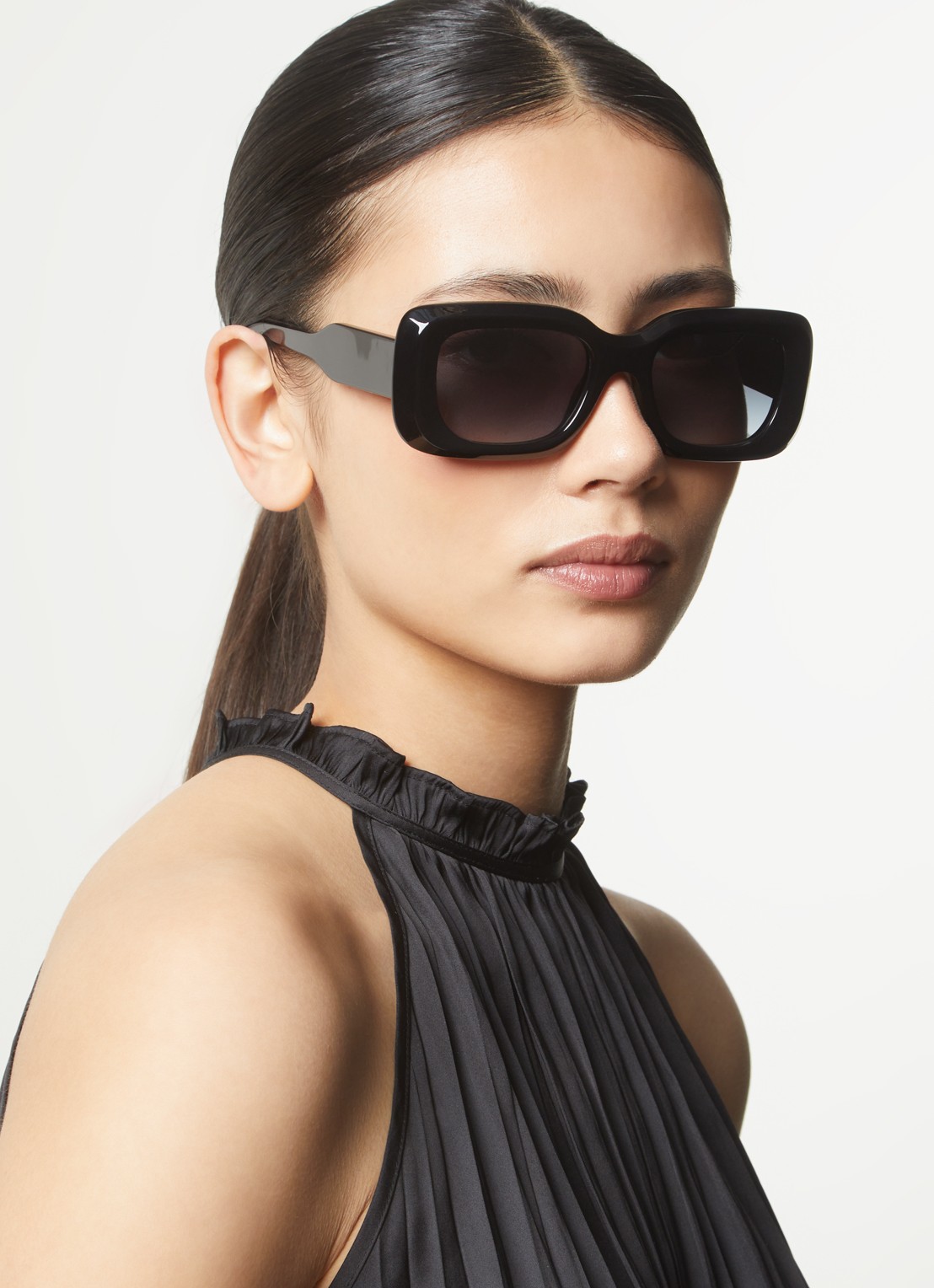 Chloé Gayia zonnebril CH0188S - voorkant 2 zwart