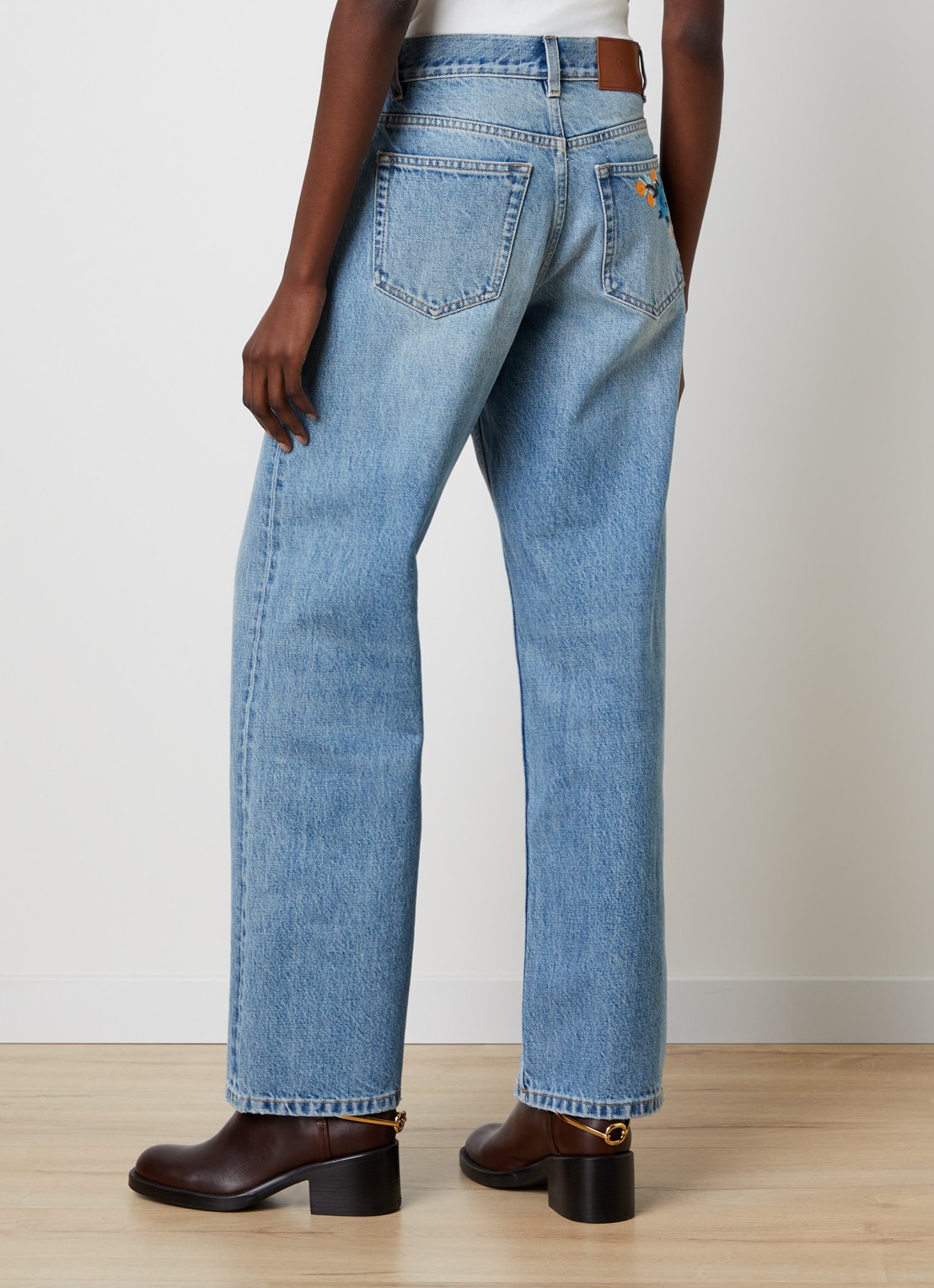 Chloé High waist straight leg jeans met lichte wassing - achterkant 6 indigo