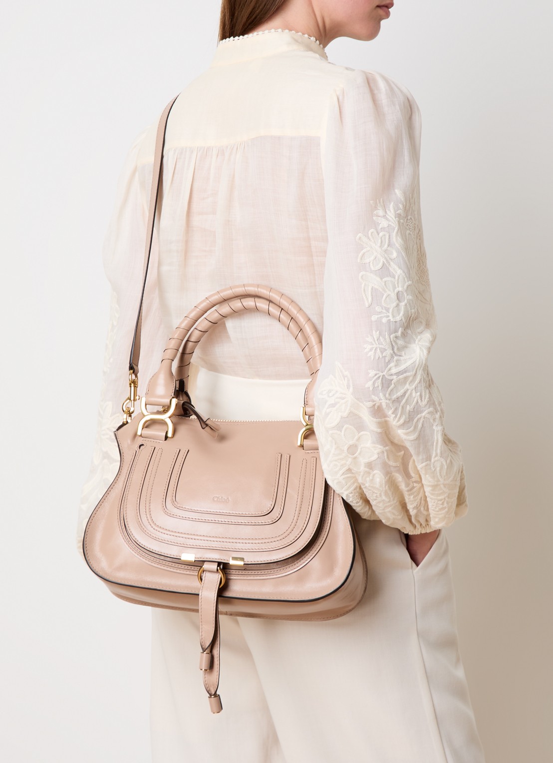 Chloé Marcie Small handtas van kalfsleer - voorkant 2 donkerbeige
