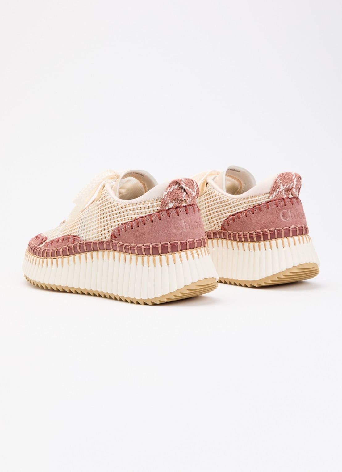 Chloé Nama sneaker met gebreid bovenwerk en suède details - achterkant beige