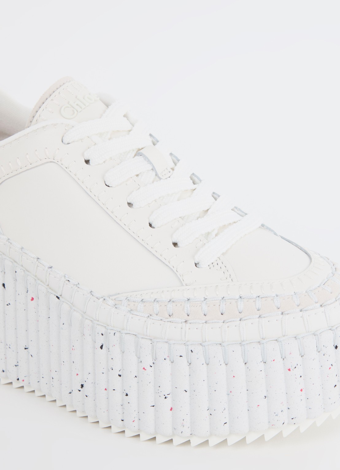 Chloé Nama sneaker van leer met suède details - detail 4 wit