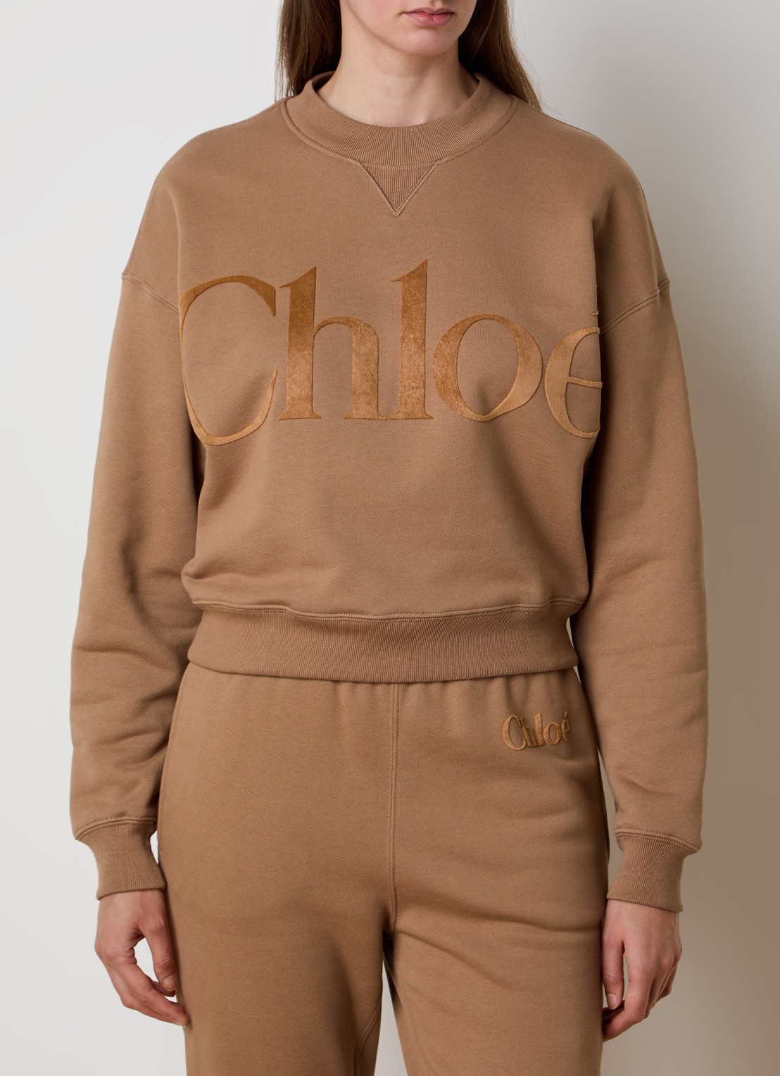 Chloé Sweater met flock logoprint - detail 3 camel