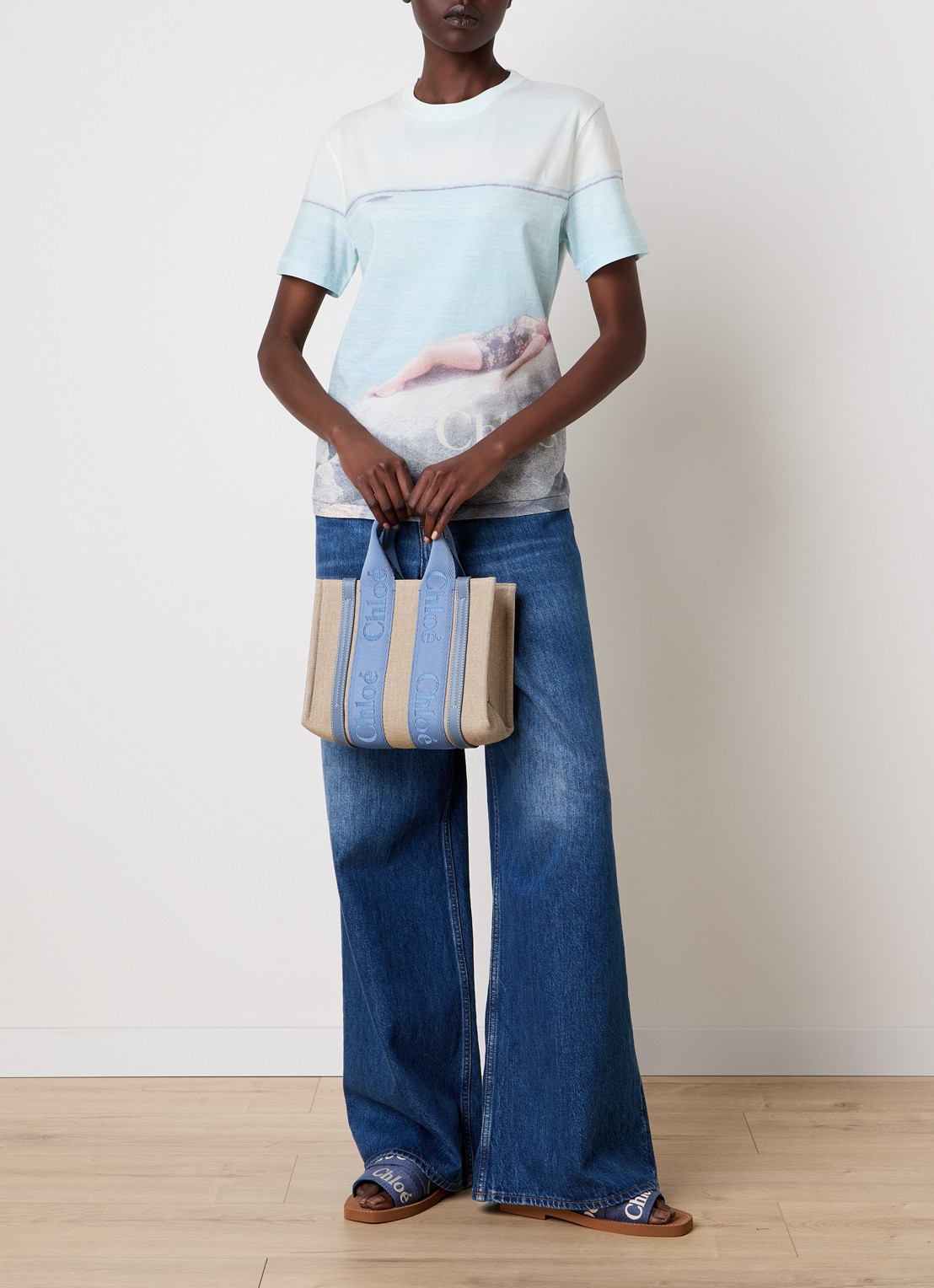 Chloé Woody Small handtas met kalfsleren details - voorkant 3 blauw