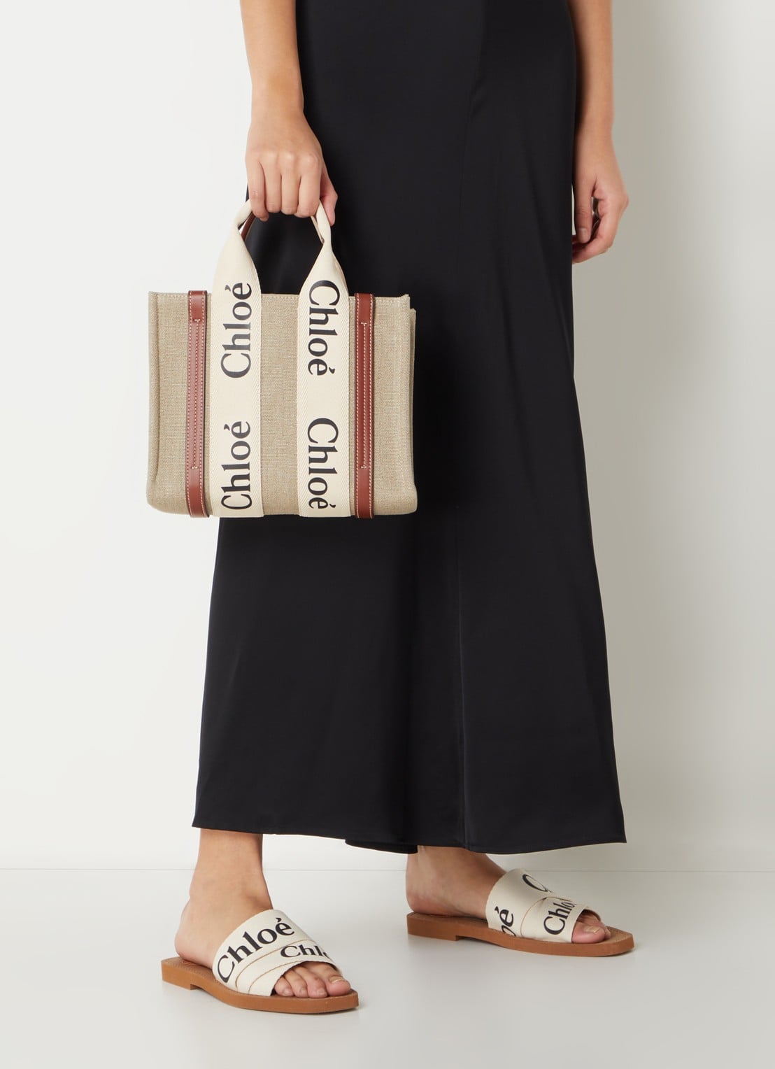 Chloé Woody Small handtas van linnen met kalfsleren details - voorkant 3 camel