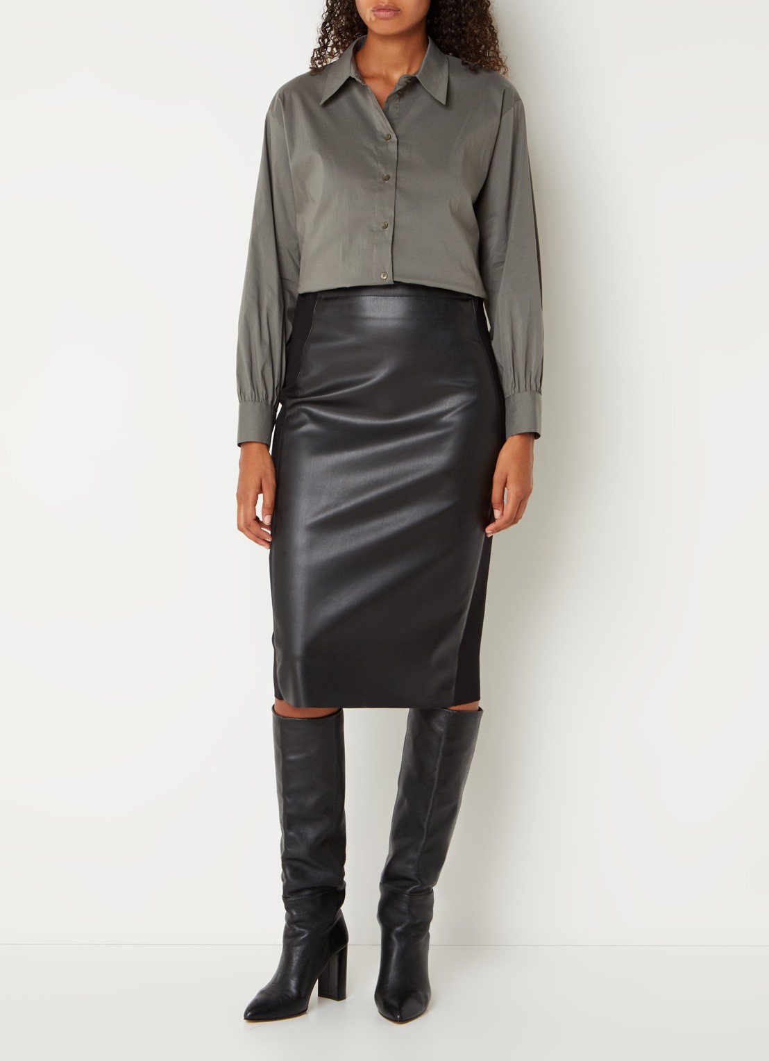Cinque Cipalmona blouse met ballonmouw - voorkant 4 olijfgroen