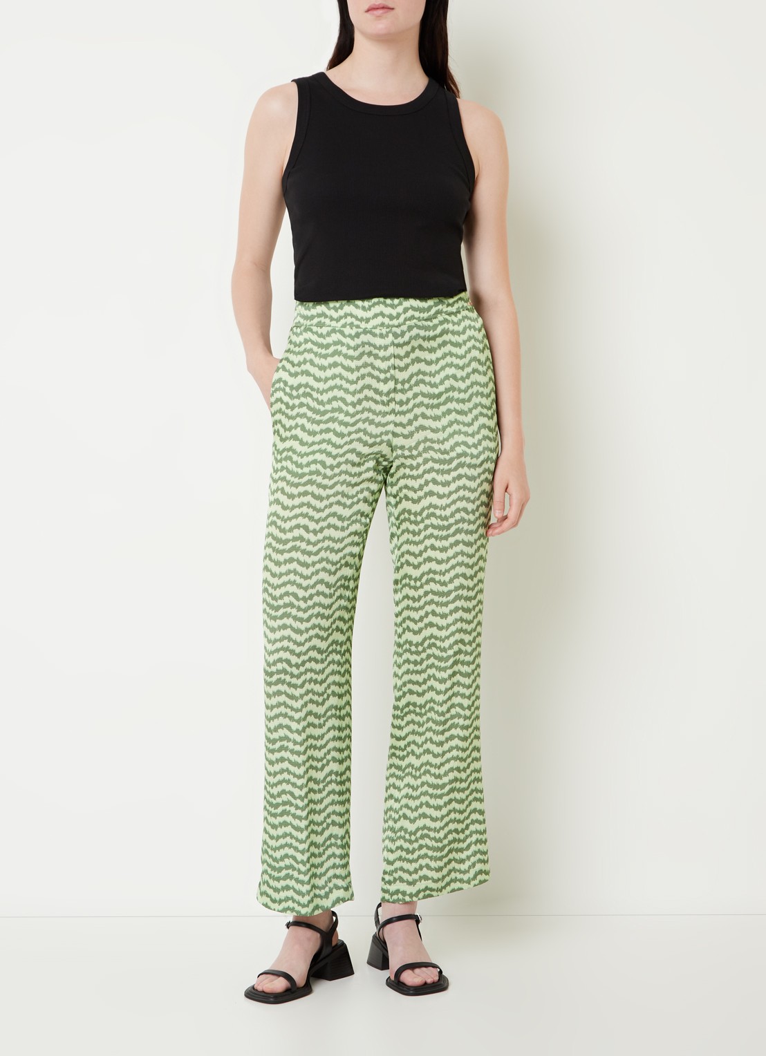 CINQUE Cisleep high waist loose fit palazzobroek met print - voorkant 5 groen