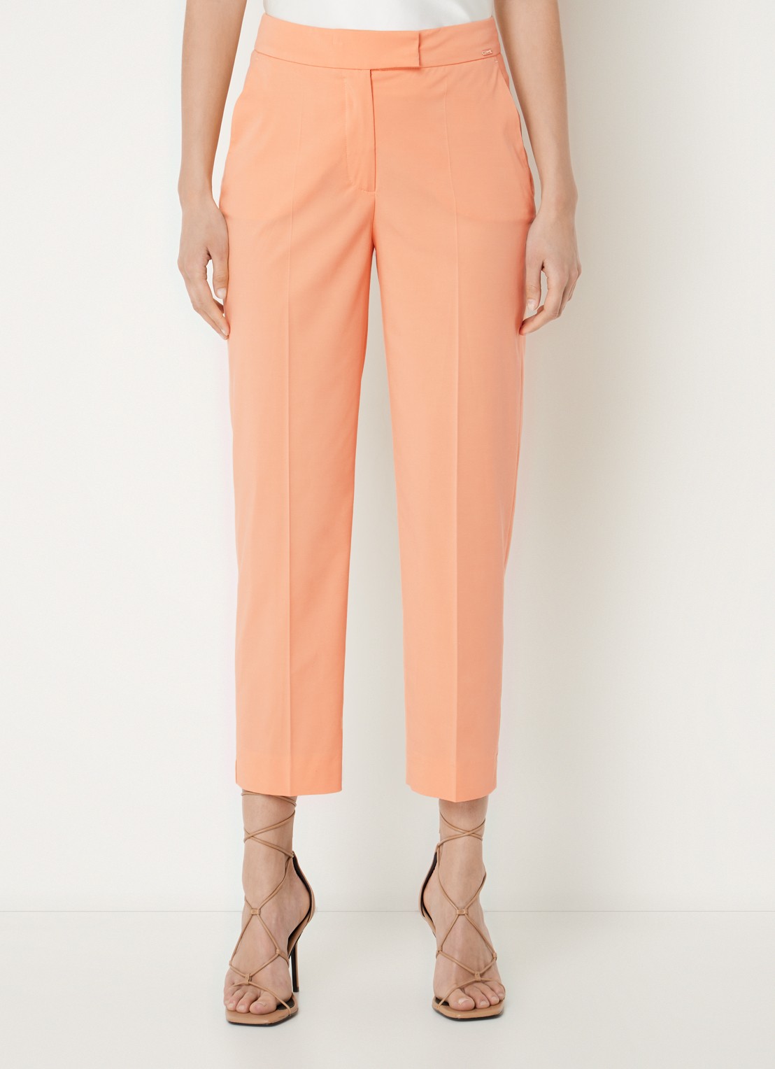 CINQUE Hennes high waist tapered fit pantalon met steekzakken - detail lichtoranje