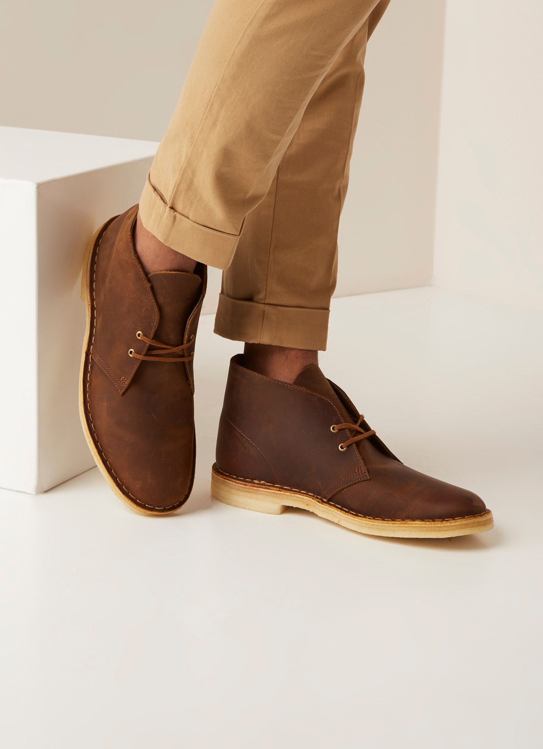 Clarks Desert boot van gewaxt leer - voorkant 2 kastanjebruin