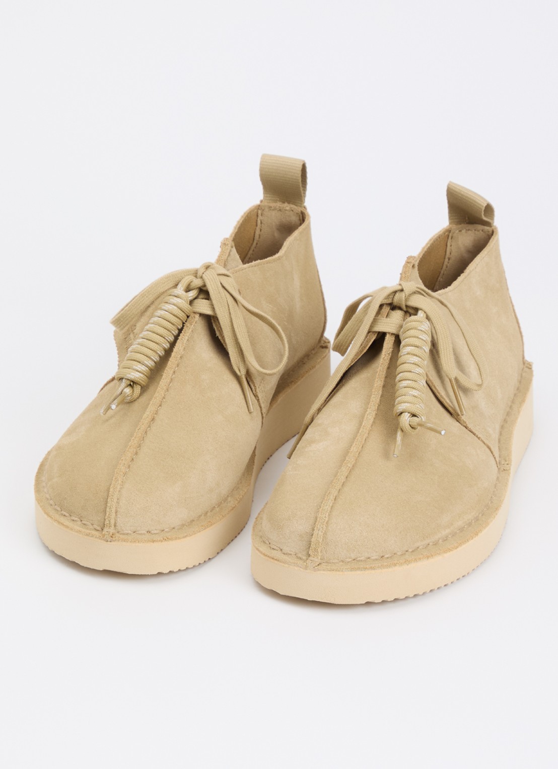 Clarks Originals Desert Trek veterschoen van suède - detail 2 beige
