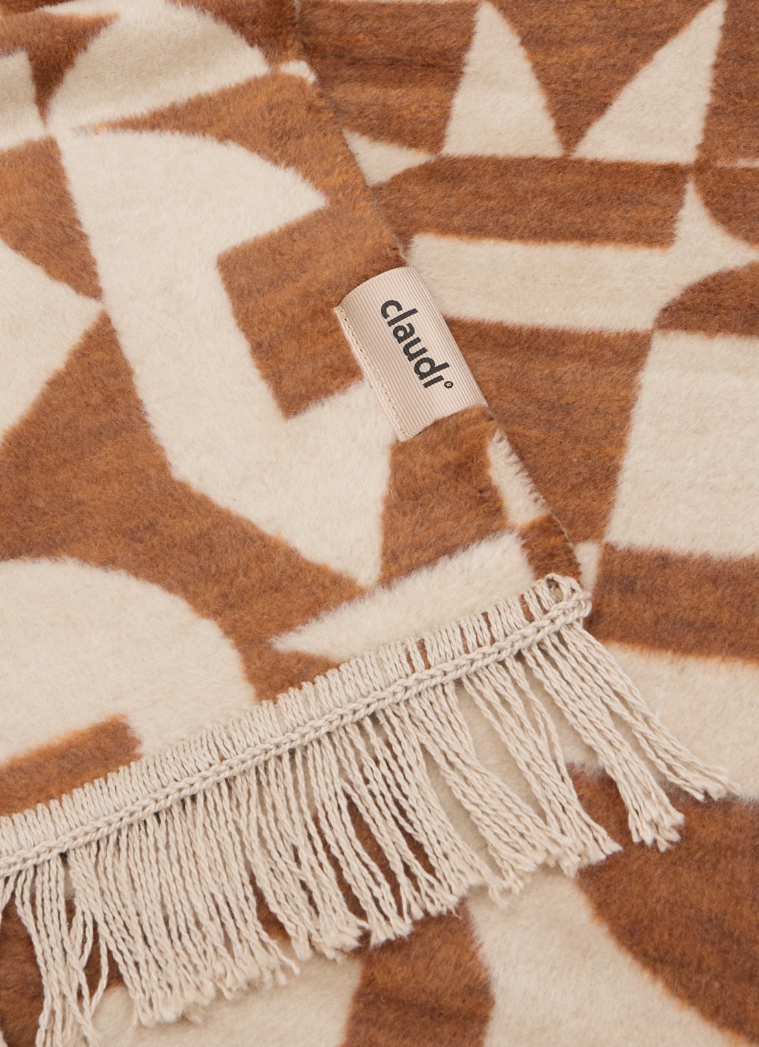 Claudi Claudi plaid 150 x 200 cm - detail 3 roestbruin