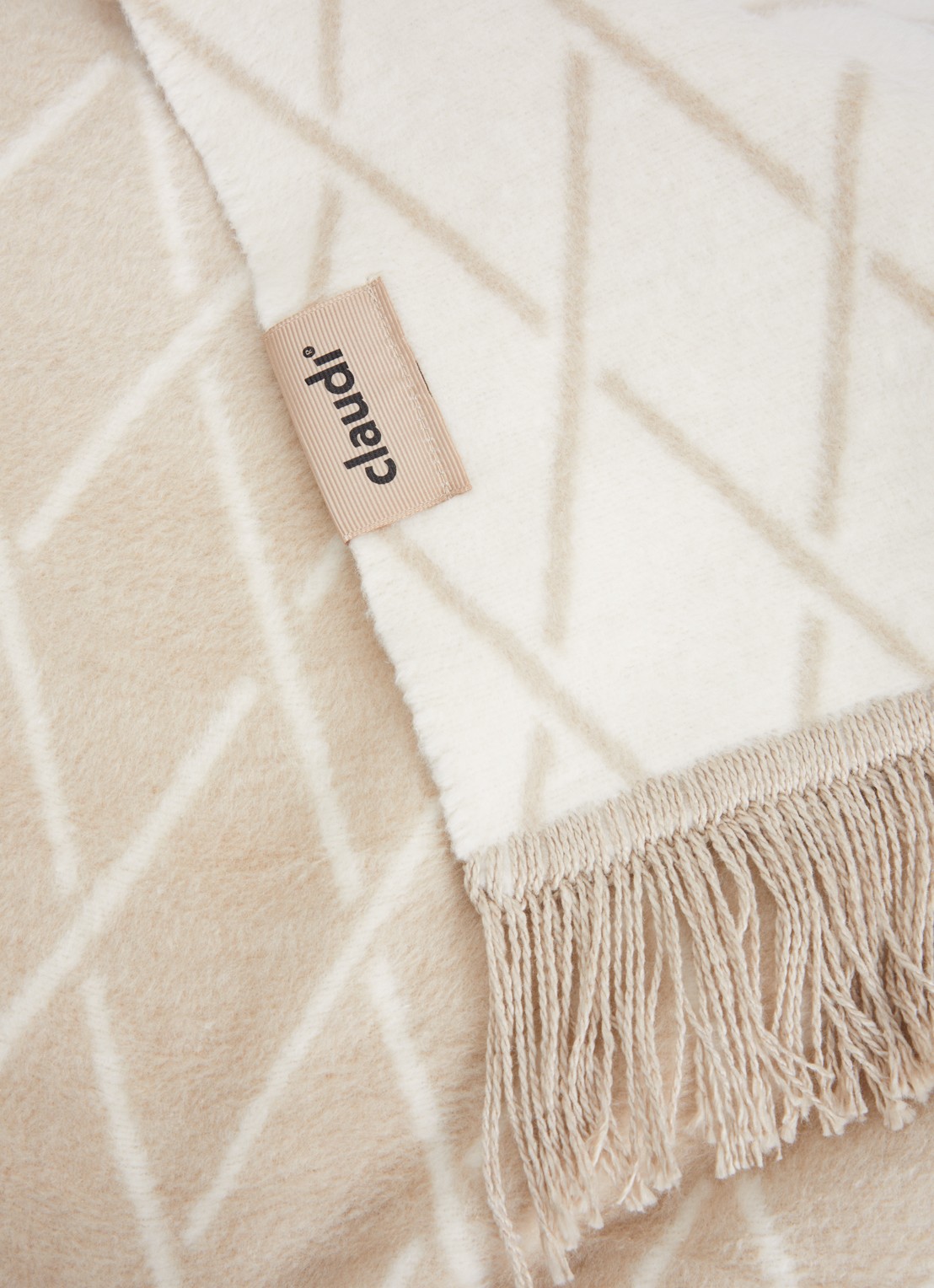 Claudi Dias plaid 150 x 200 cm - detail zand