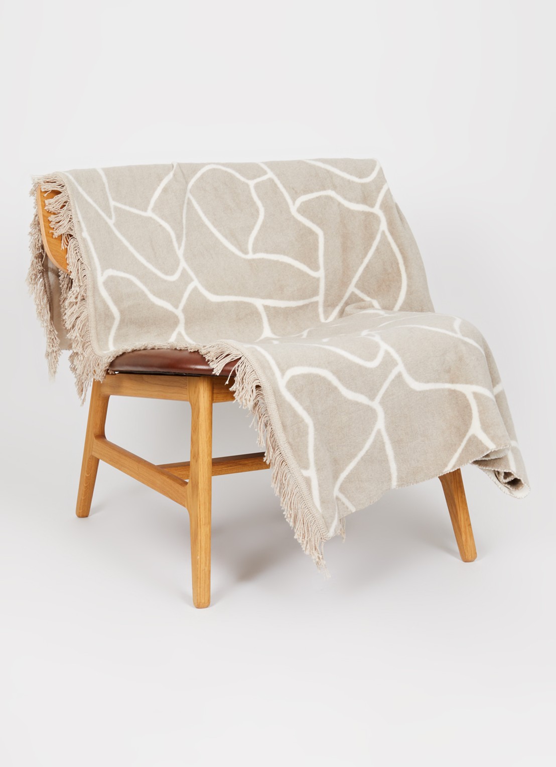 Claudi Lineas plaid 150 x 200 cm - voorkant 3 lichtgrijs