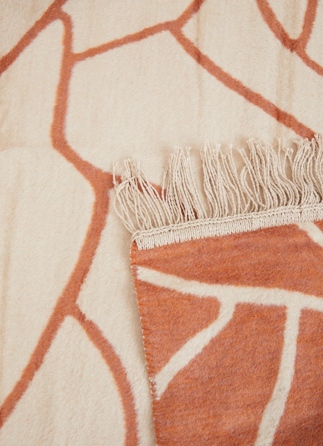 Claudi Lineast plaid 150 x 200 cm - detail 3 roestbruin