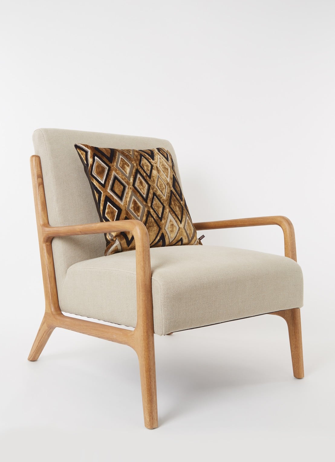 Claudi  Stacy sierkussen 45 x 45 cm - voorkant 4 goud