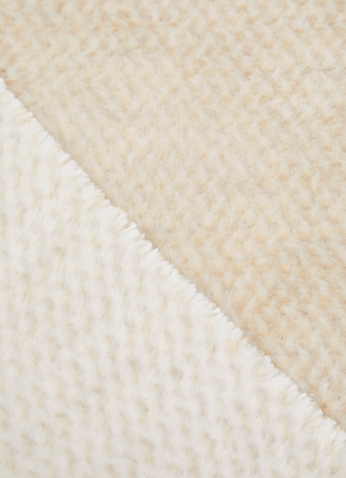 Claudi Unami Latte plaid 150 x 200 cm - detail 3 beige