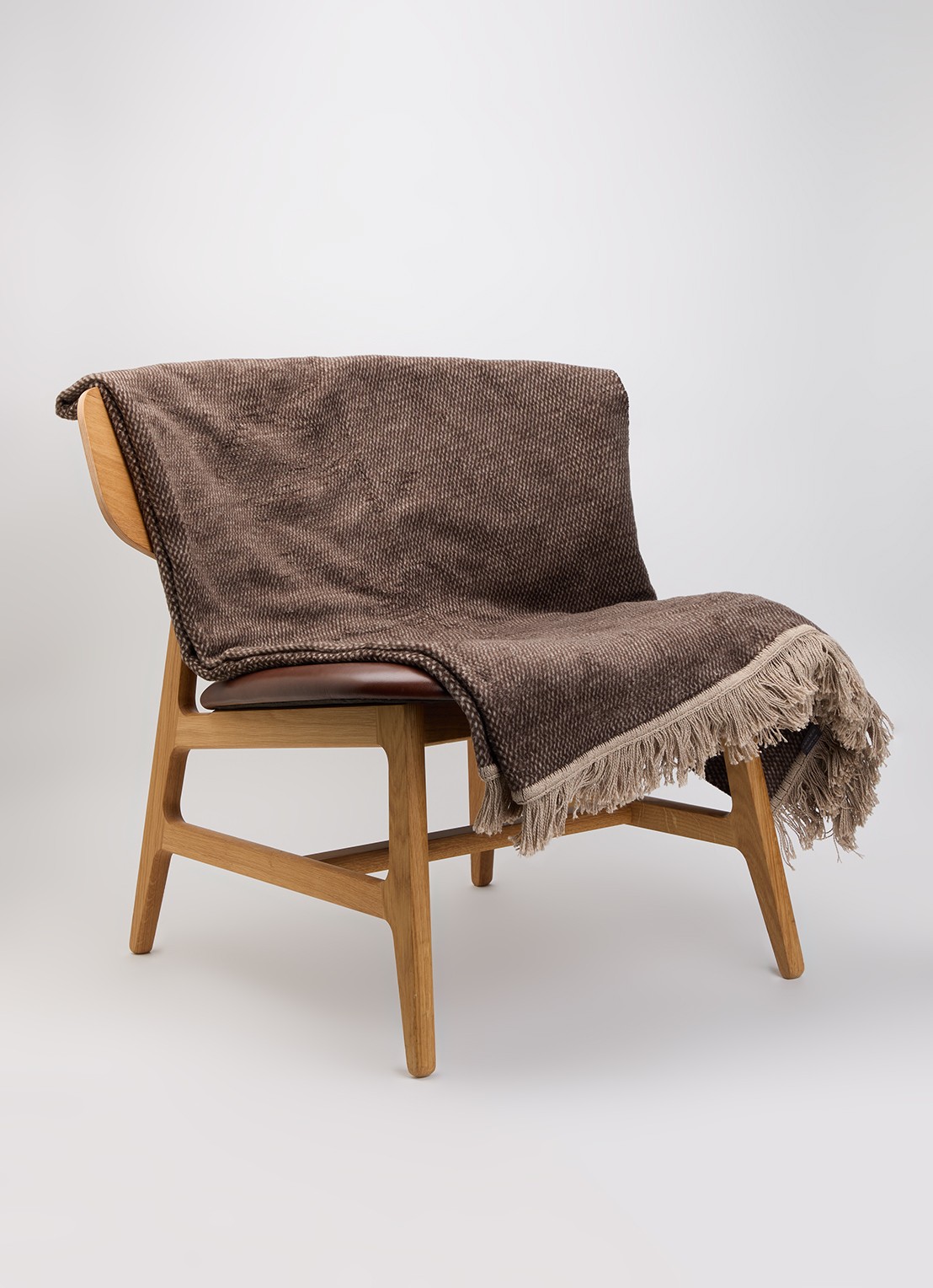Claudi Unami plaid 150 x 200 cm  - voorkant 2 chocoladebruin