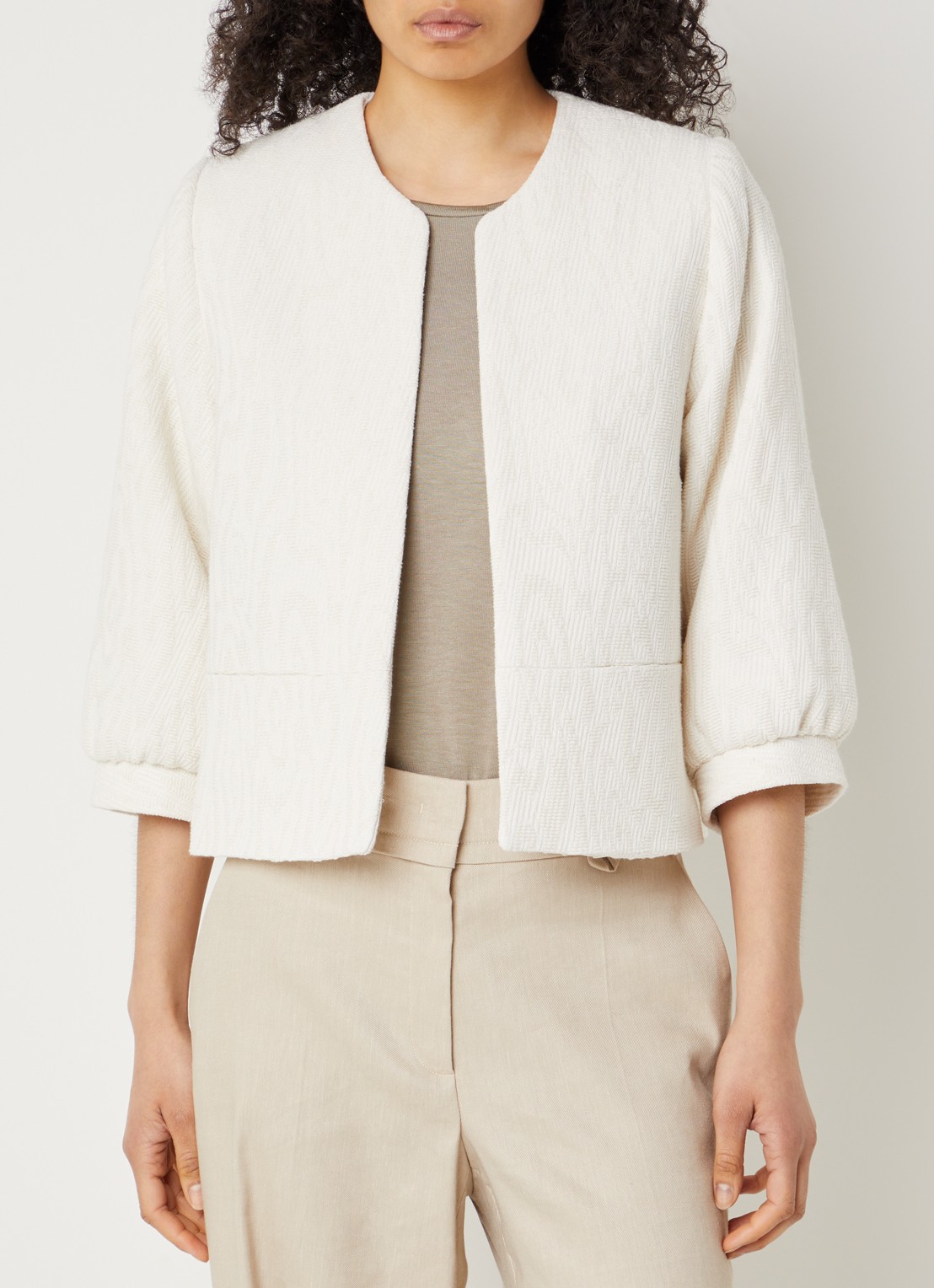 Claudia Sträter Blazer met structuur en ballonmouw - detail 4 creme