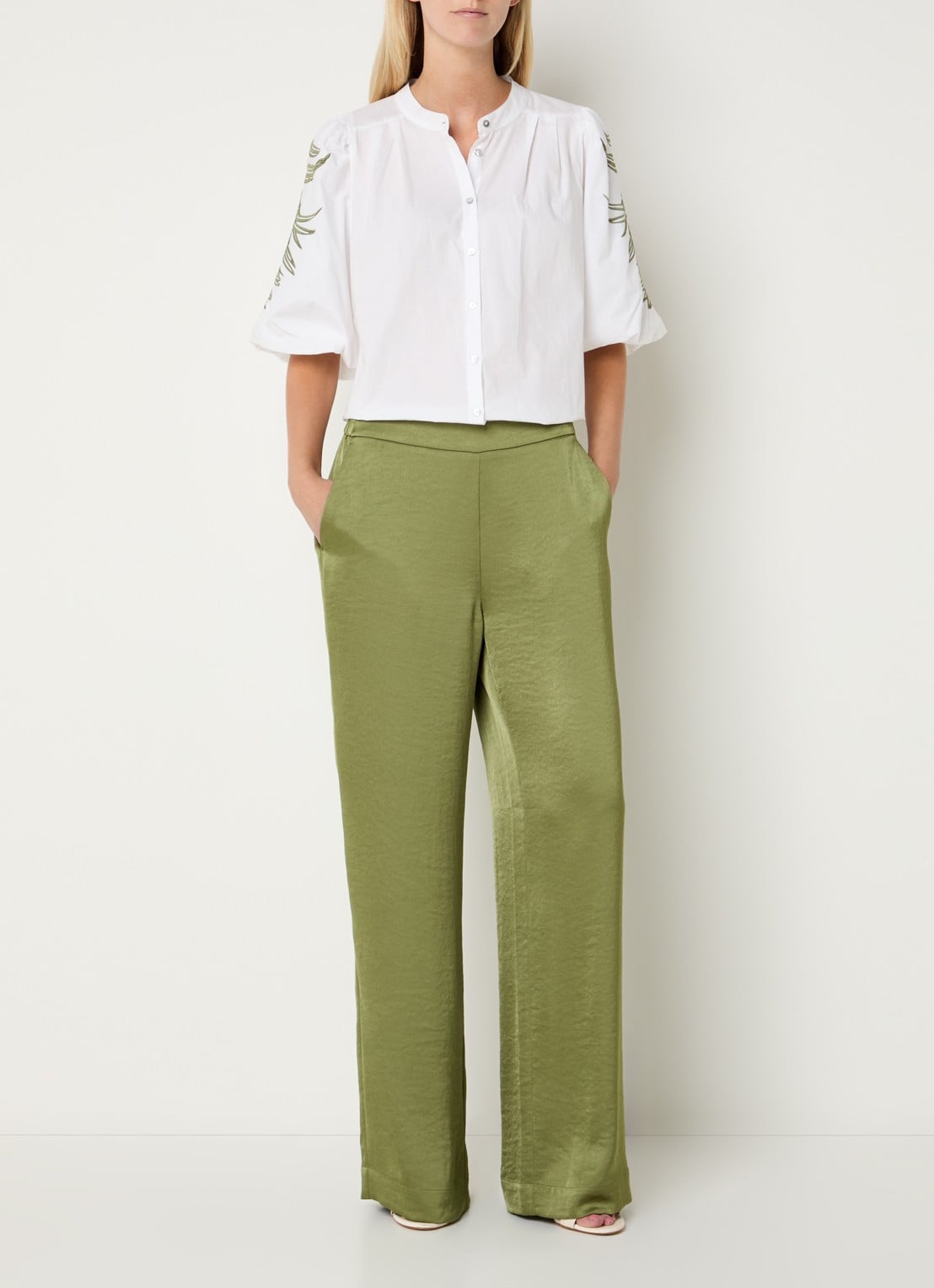 Claudia Sträter Blouse met borduring - voorkant 4 wit