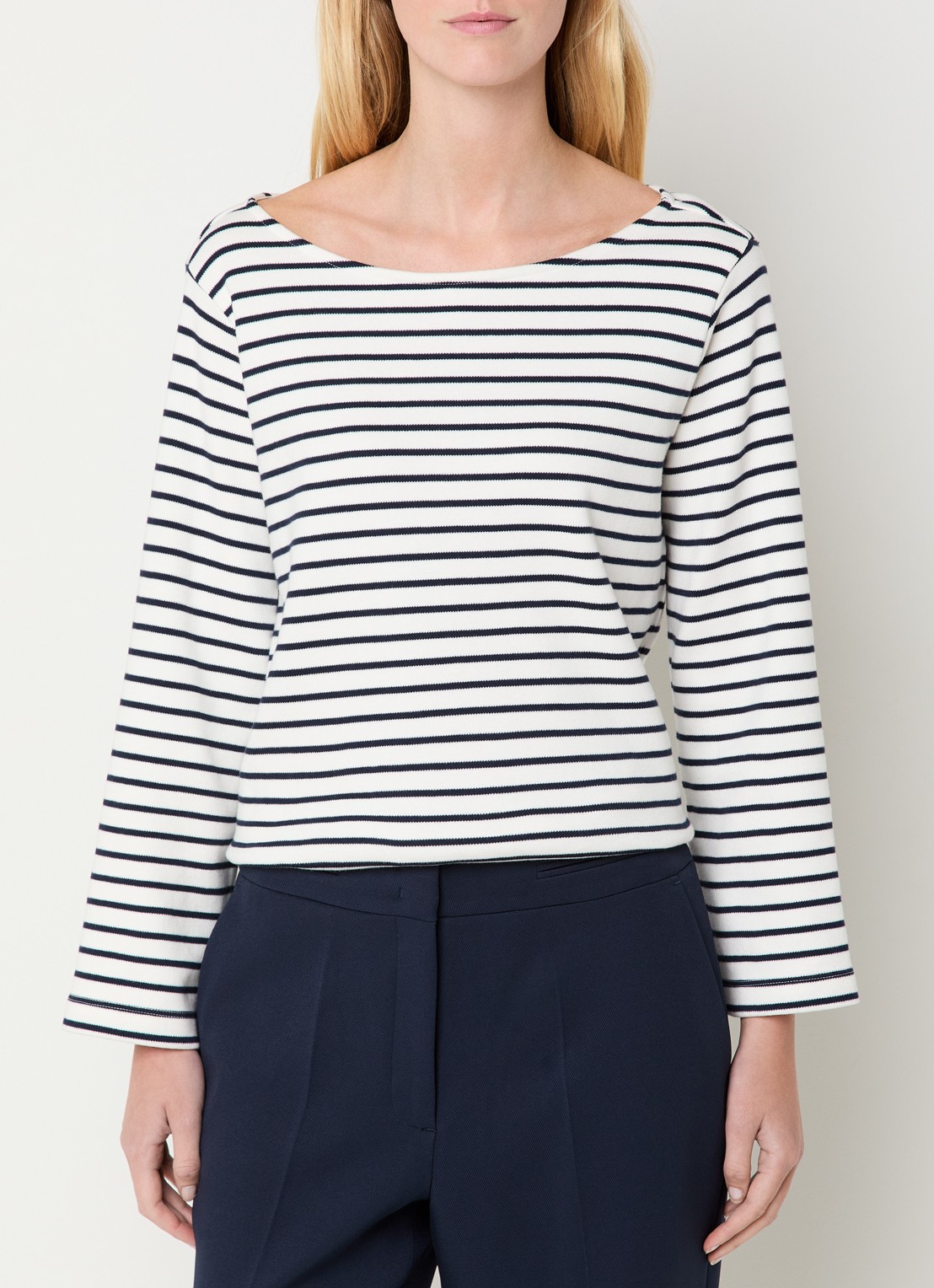 Claudia Sträter Fijngebreide trui met streepprint en boothals - detail wit