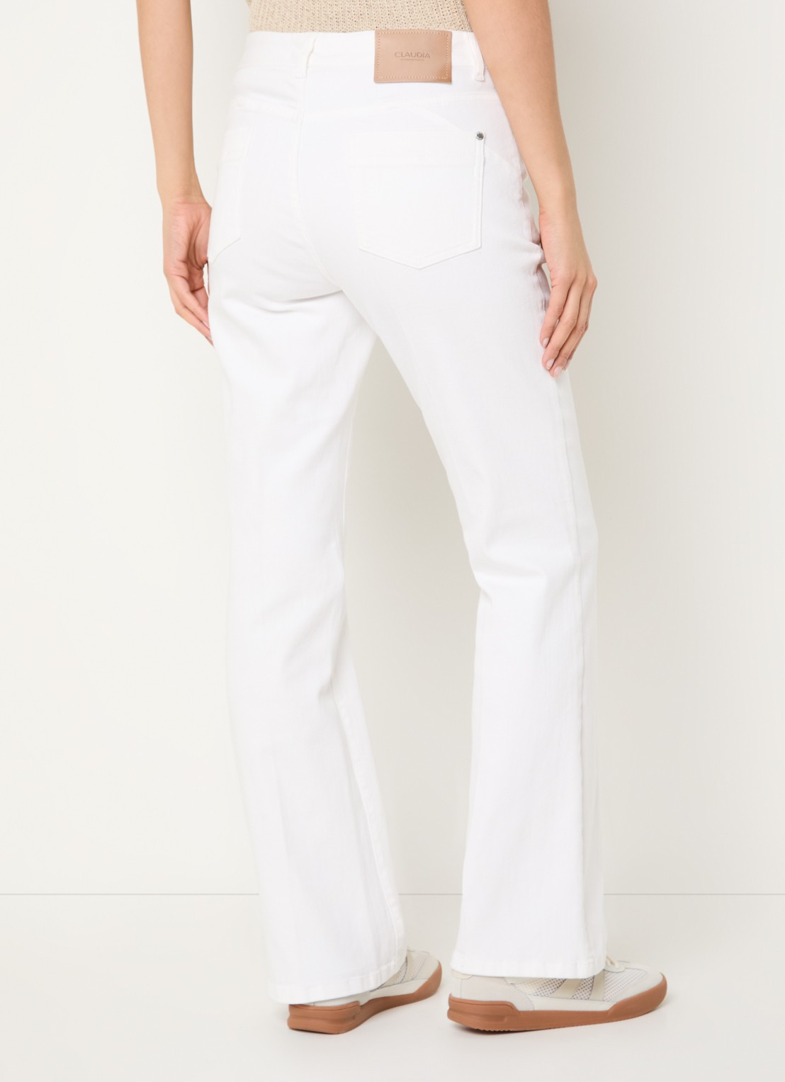 Claudia Sträter Fleur low waist straight leg jeans met gekleurde wassing - achterkant 5 wit
