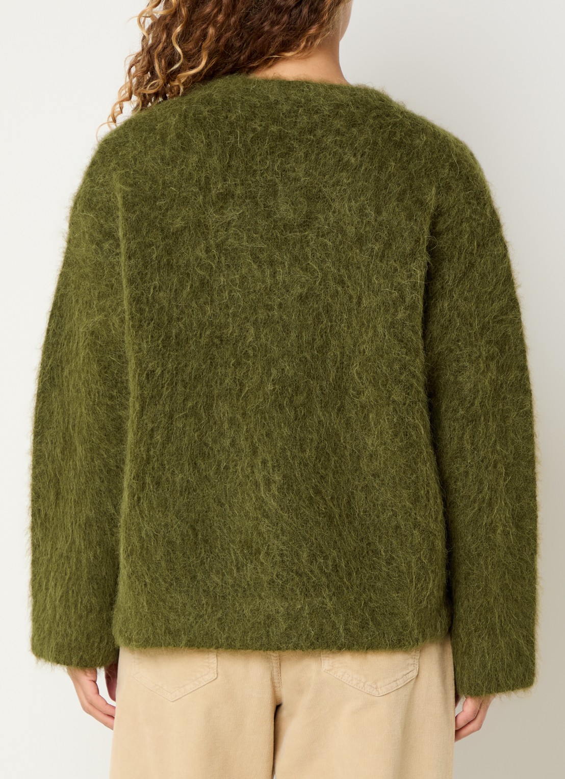 Claudia Sträter Grofgebreid vest in alpaca wolblend - achterkant groen