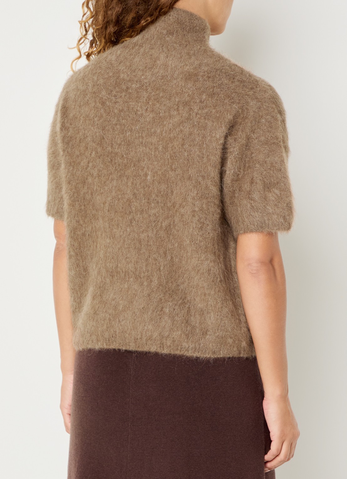 Claudia Sträter Grofgebreide pullover in wolblend - achterkant lichtbruin
