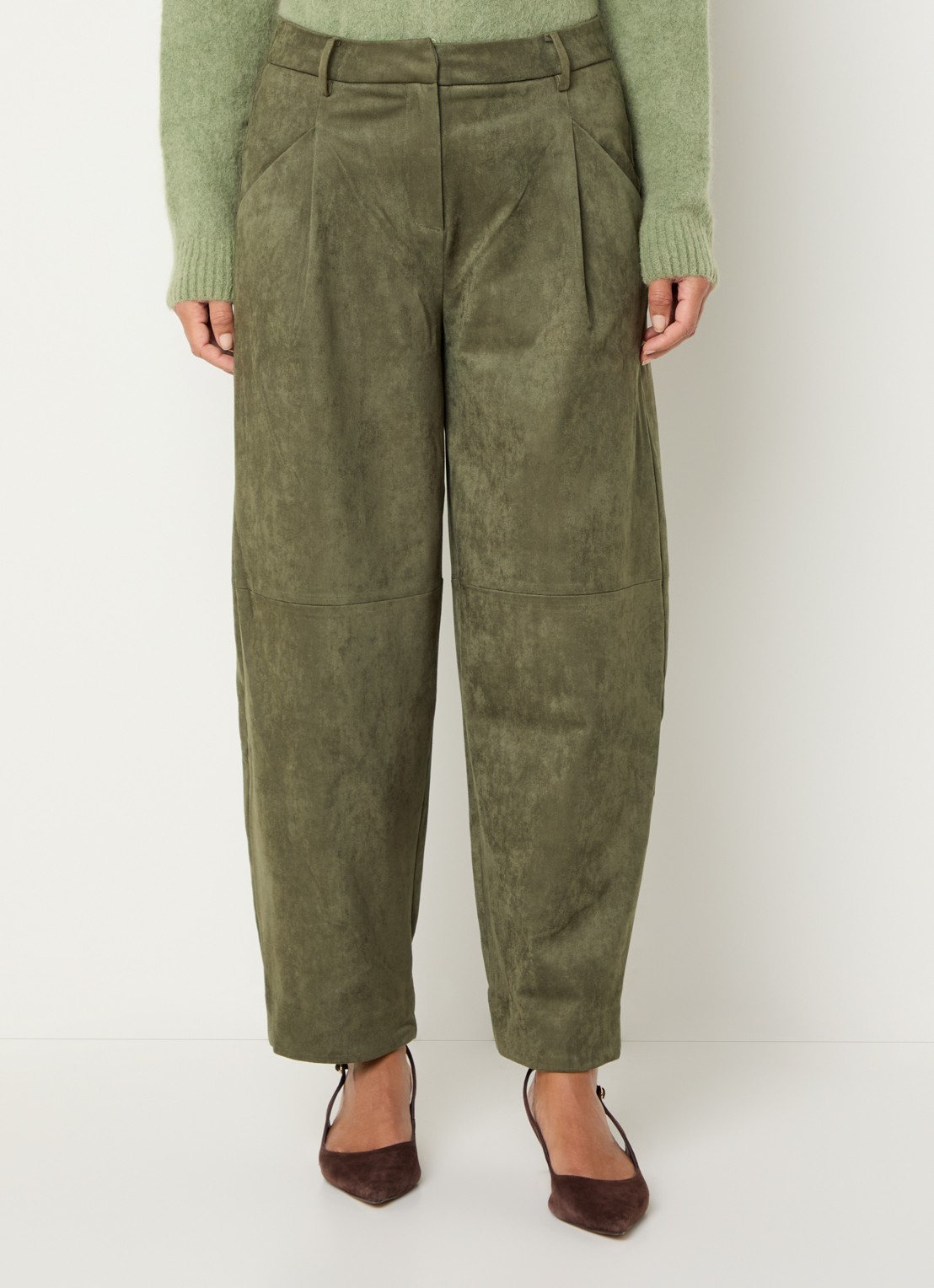 Claudia Sträter High waist balloon fit pantalon van imitatiesuède - detail donkergroen