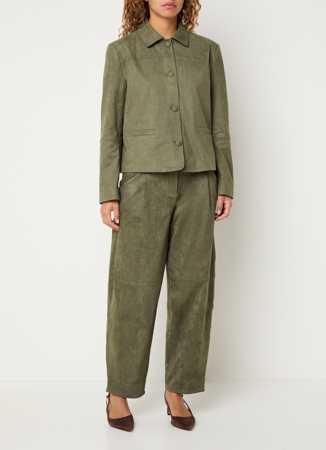 Claudia Sträter High waist balloon fit pantalon van imitatiesuède - voorkant 4 donkergroen