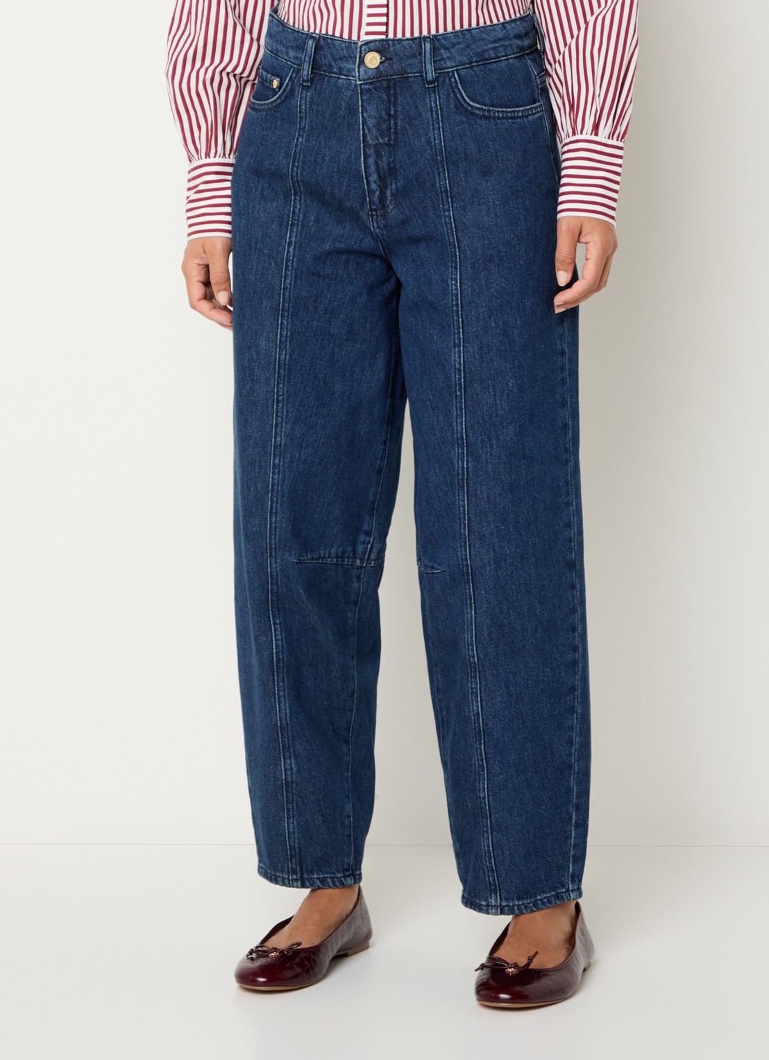 Claudia Sträter High waist barrel fit jeans met donkere wassing - detail indigo