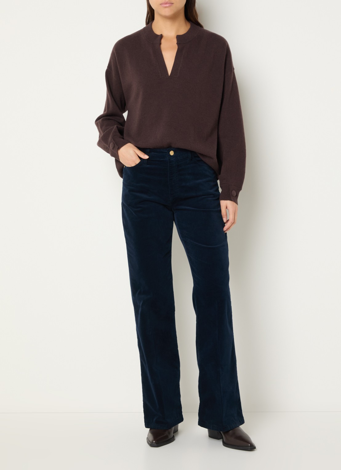 Claudia Sträter High waist flared fit broek van fluweel met steekzakken - voorkant 3 donkerblauw