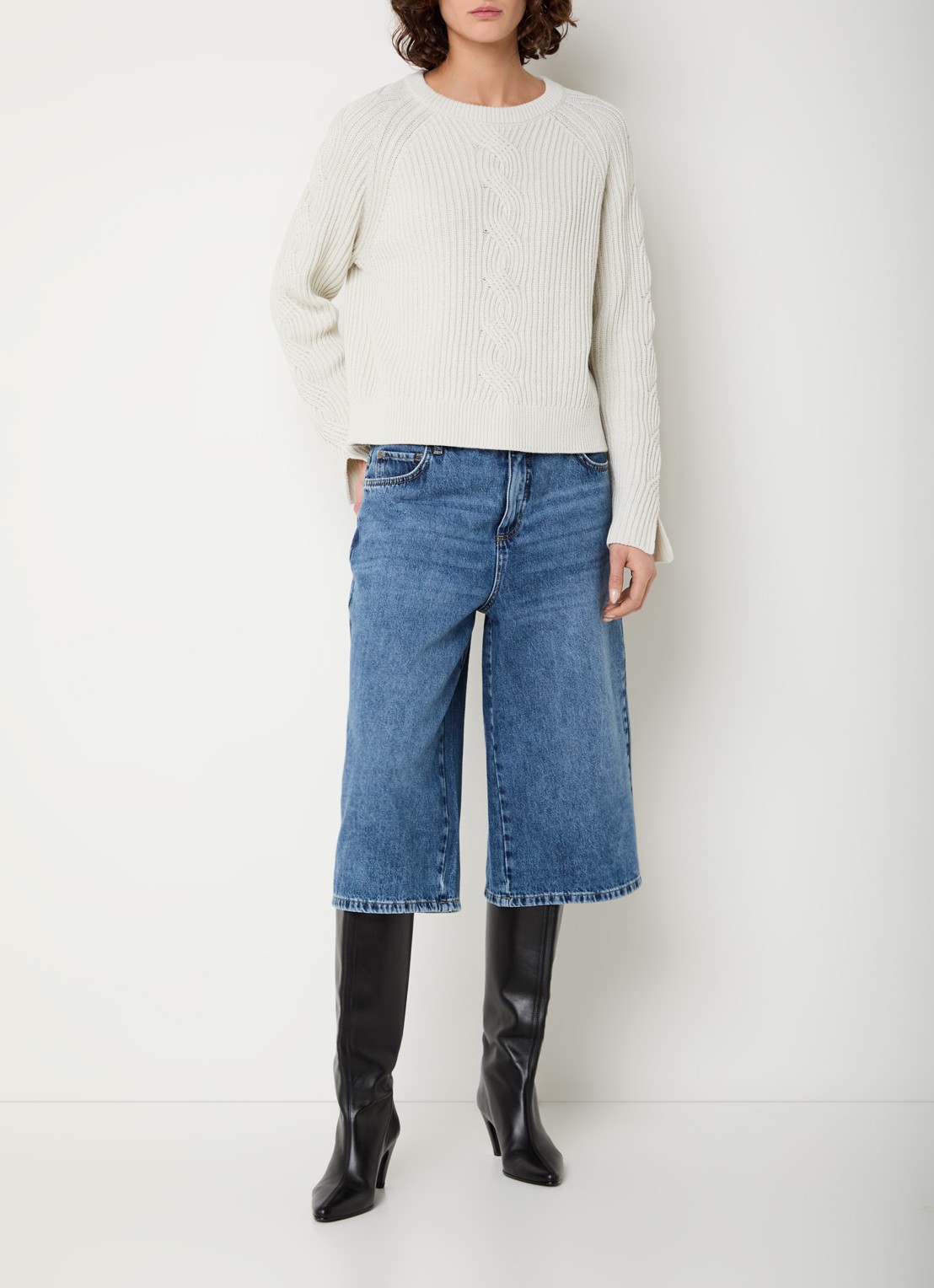 Claudia Sträter High waist straight fit korte broek van denim - voorkant 3 indigo
