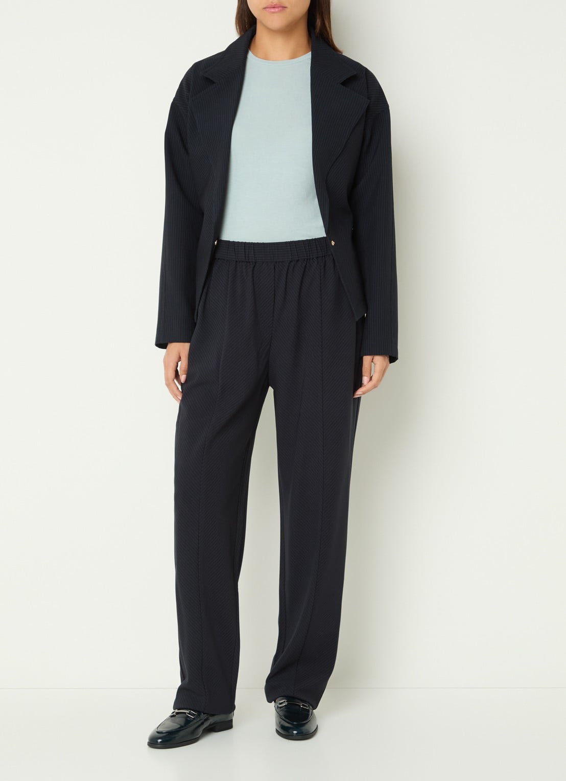 Claudia Sträter High waist straight fit pantalon met krijtstreep - voorkant 3 donkerblauw