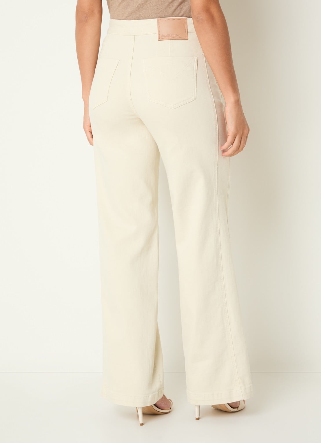 Claudia Sträter High waist straight leg jeans met gekleurde wassing - achterkant creme