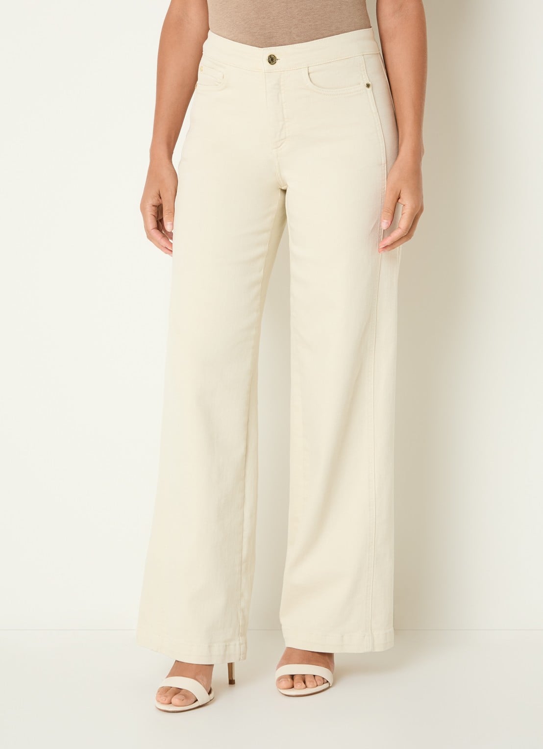 Claudia Sträter High waist straight leg jeans met gekleurde wassing - detail 4 creme