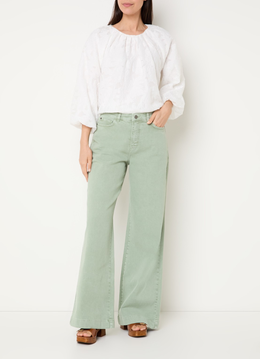 Claudia Sträter High waist wide leg jeans met steekzakken - voorkant 5 lindegroen