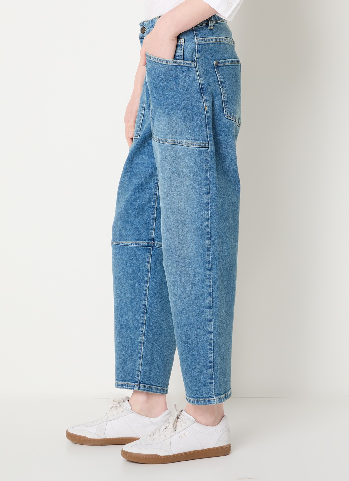 Claudia Sträter Mid waist balloon fit jeans met opgestikte zakken - detail 4 indigo
