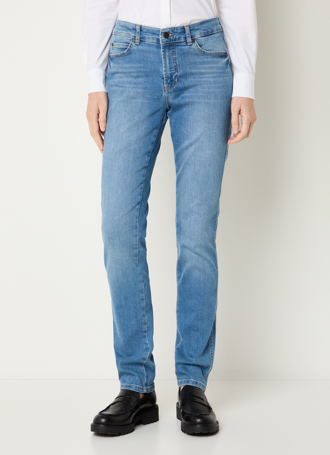 Claudia Sträter Mid waist slim fit jeans met medium wassing - detail 4 indigo