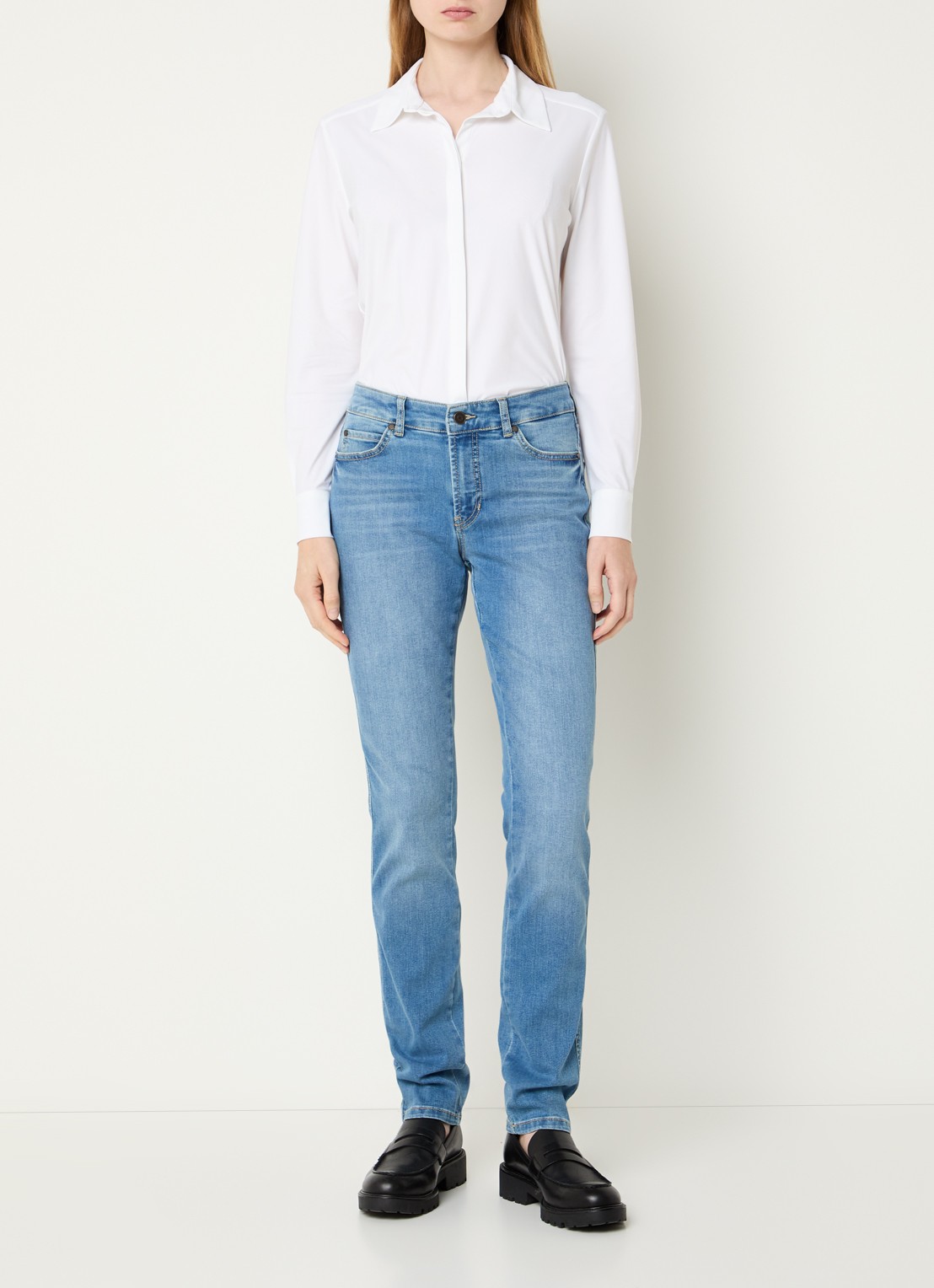 Claudia Sträter Mid waist slim fit jeans met medium wassing - voorkant 3 indigo